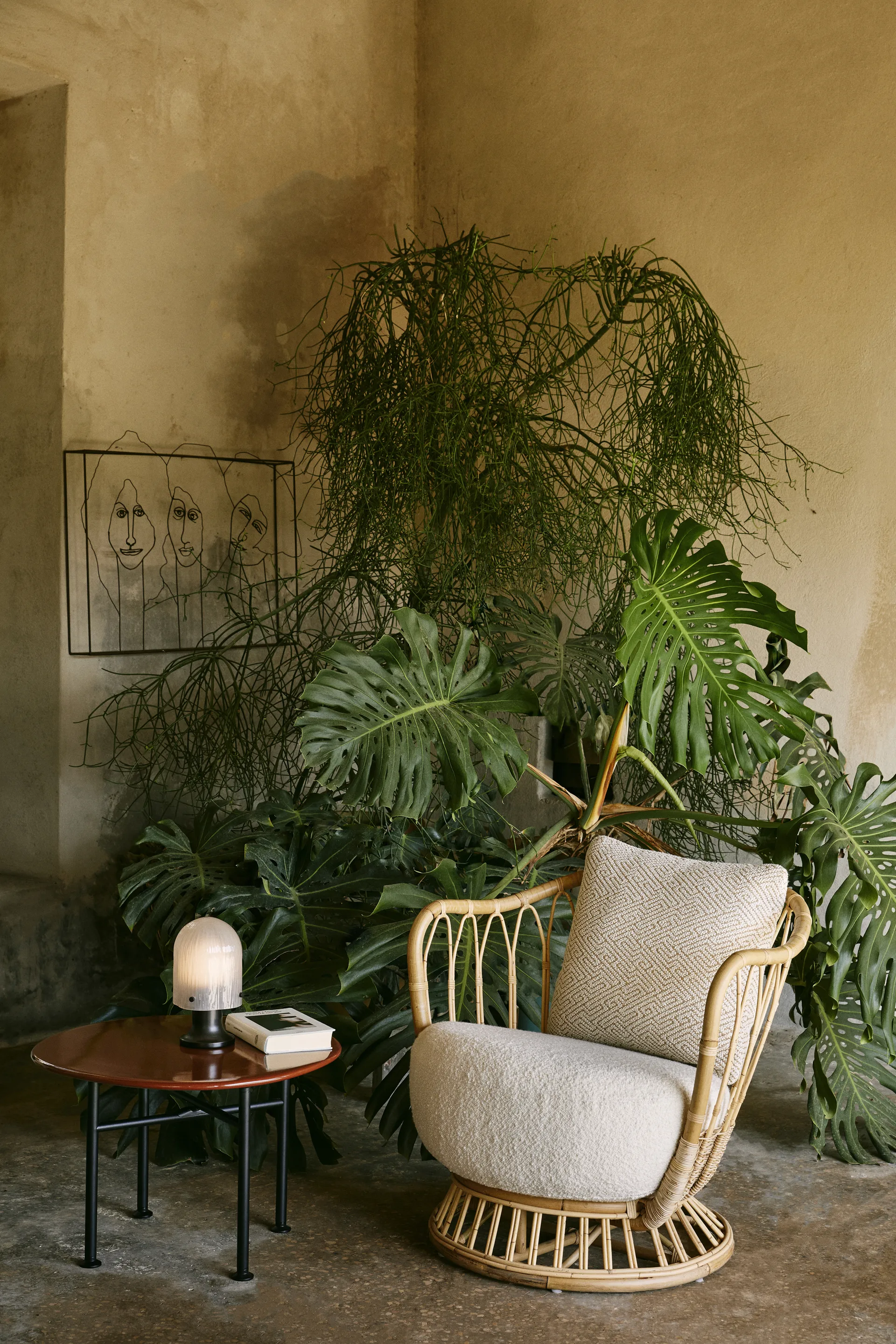 Seine Portable Lamp bordlampe, Antique brass-white GUBI