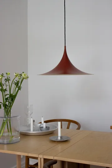 Semi pendellampe Ø47 cm - Special Edition Auburn Red (rød) semi matt - GUBI