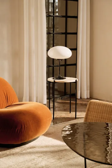 Stemlite bordlampe - Black chrome-opalglass, 42 cm - GUBI