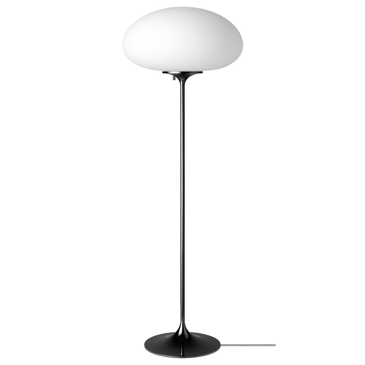Bilde av GUBI Stemlite gulvlampe 110 cm Black Chrome