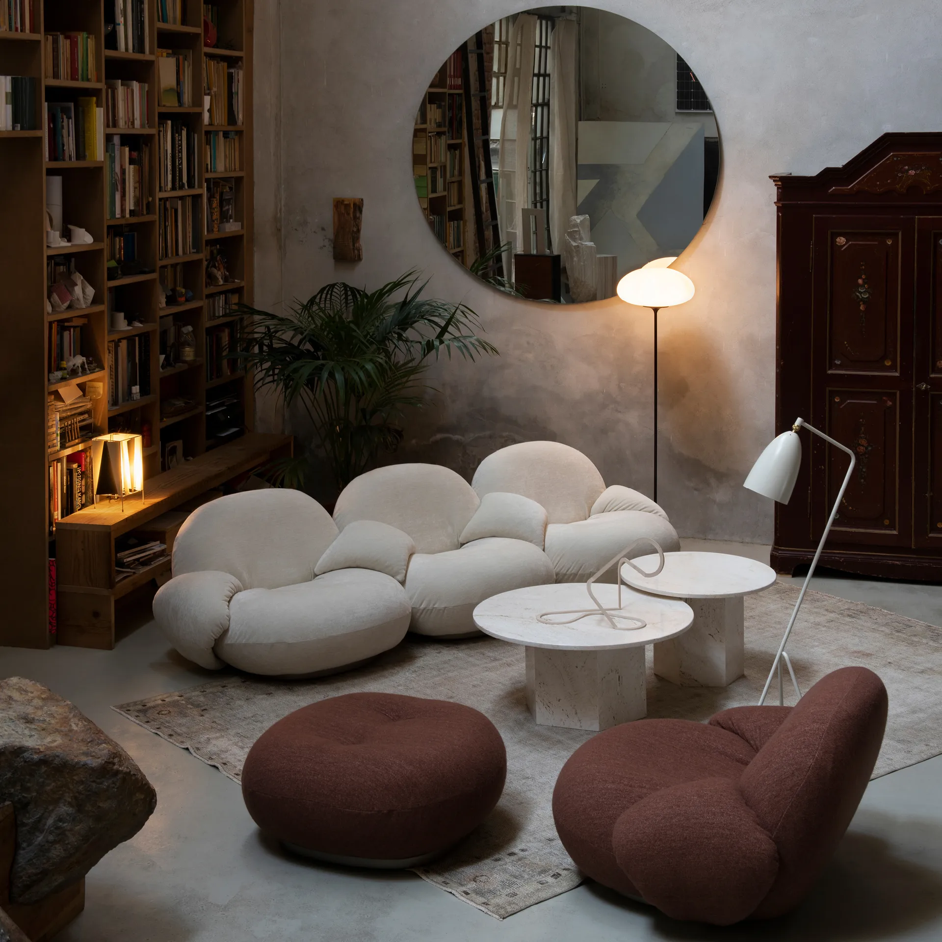 Stemlite gulvlampe 150 cm, Black Chrome GUBI