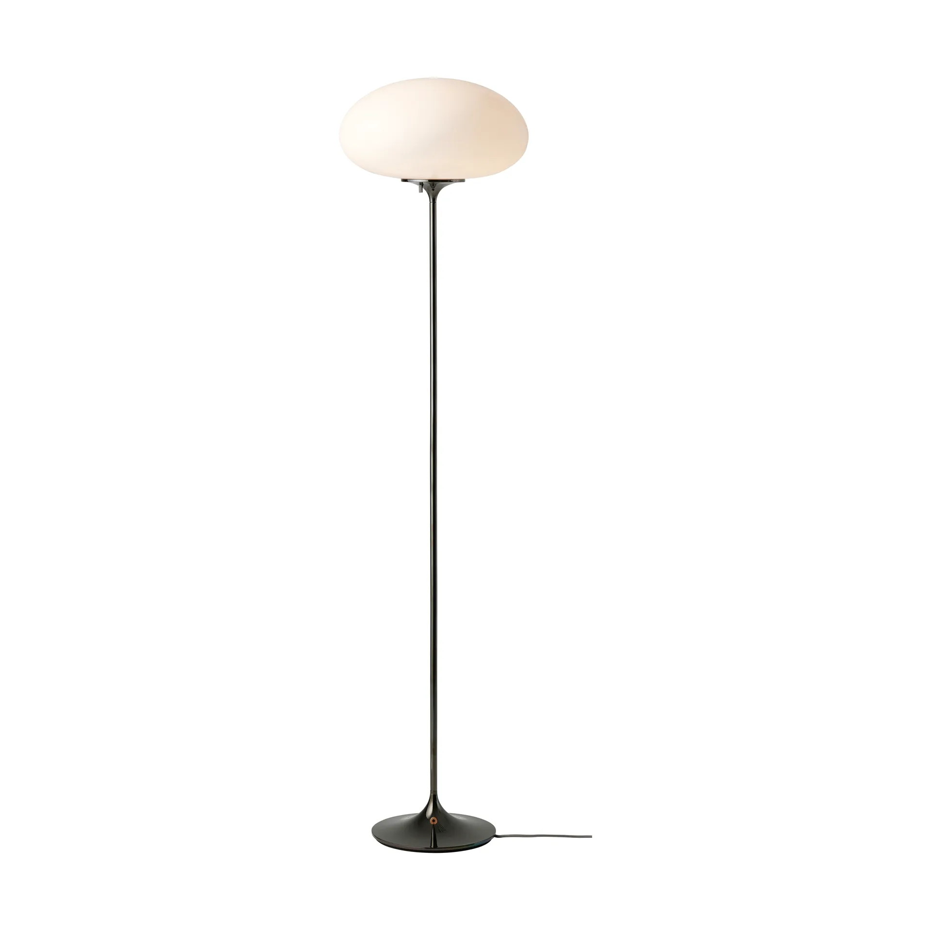 Stemlite gulvlampe, Black chrome-opalglass, 150 cm GUBI