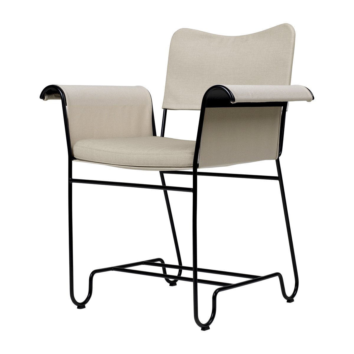 Bilde av GUBI Tropique karmstol Black-Leslie 12