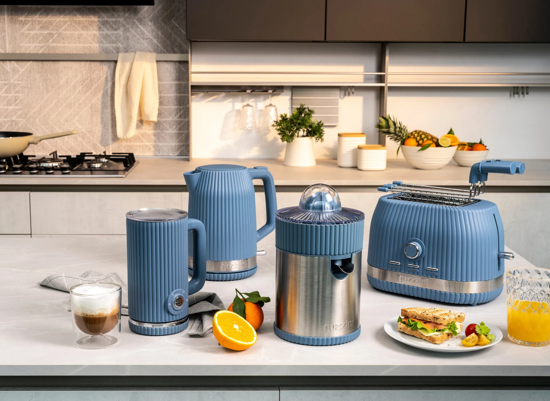 Sous chef elektrisk vannkoker, Navy blue Guzzini