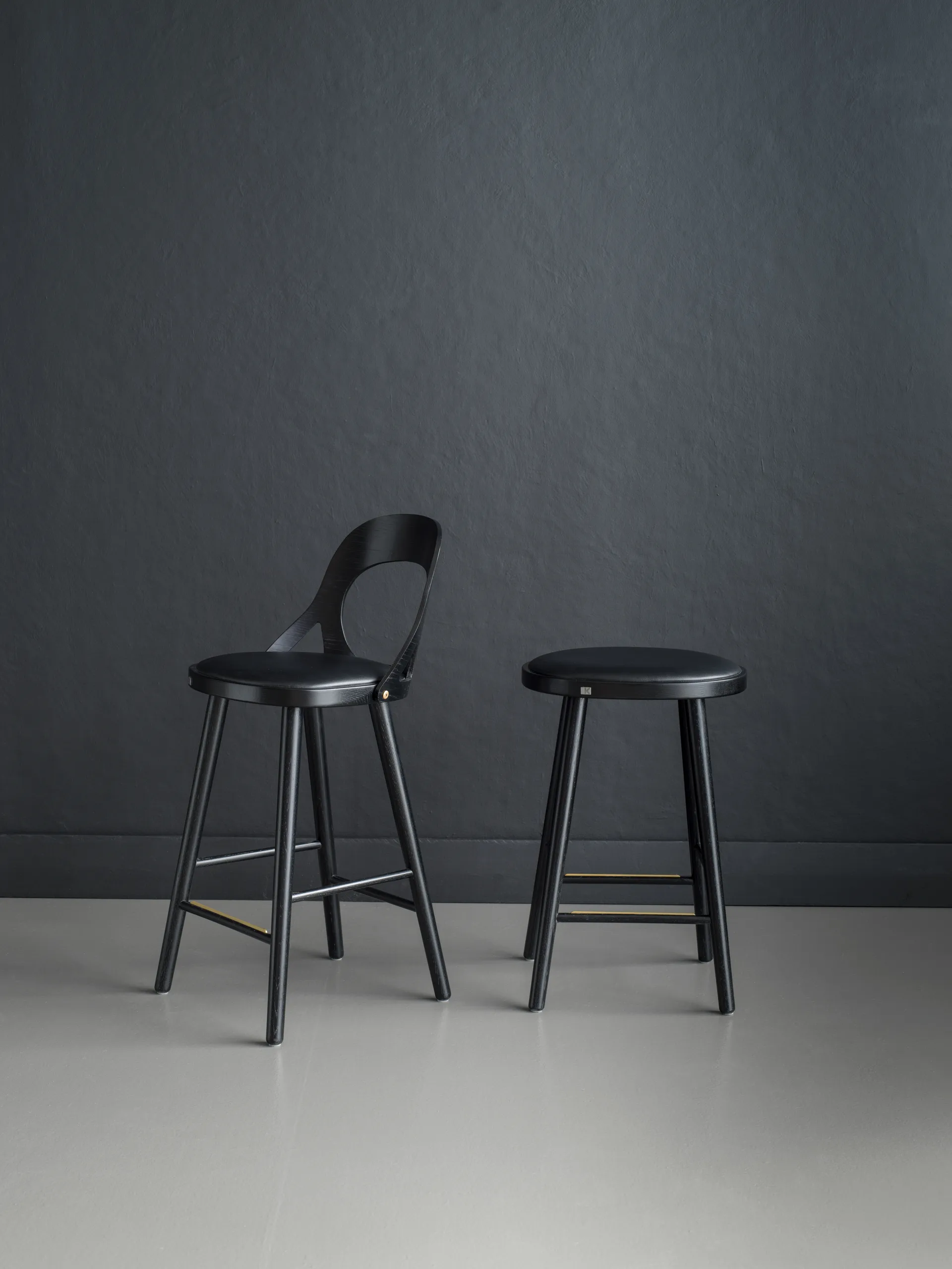 Colibri barkrakk 63 cm, Eik svart beis-svart pute Hans K