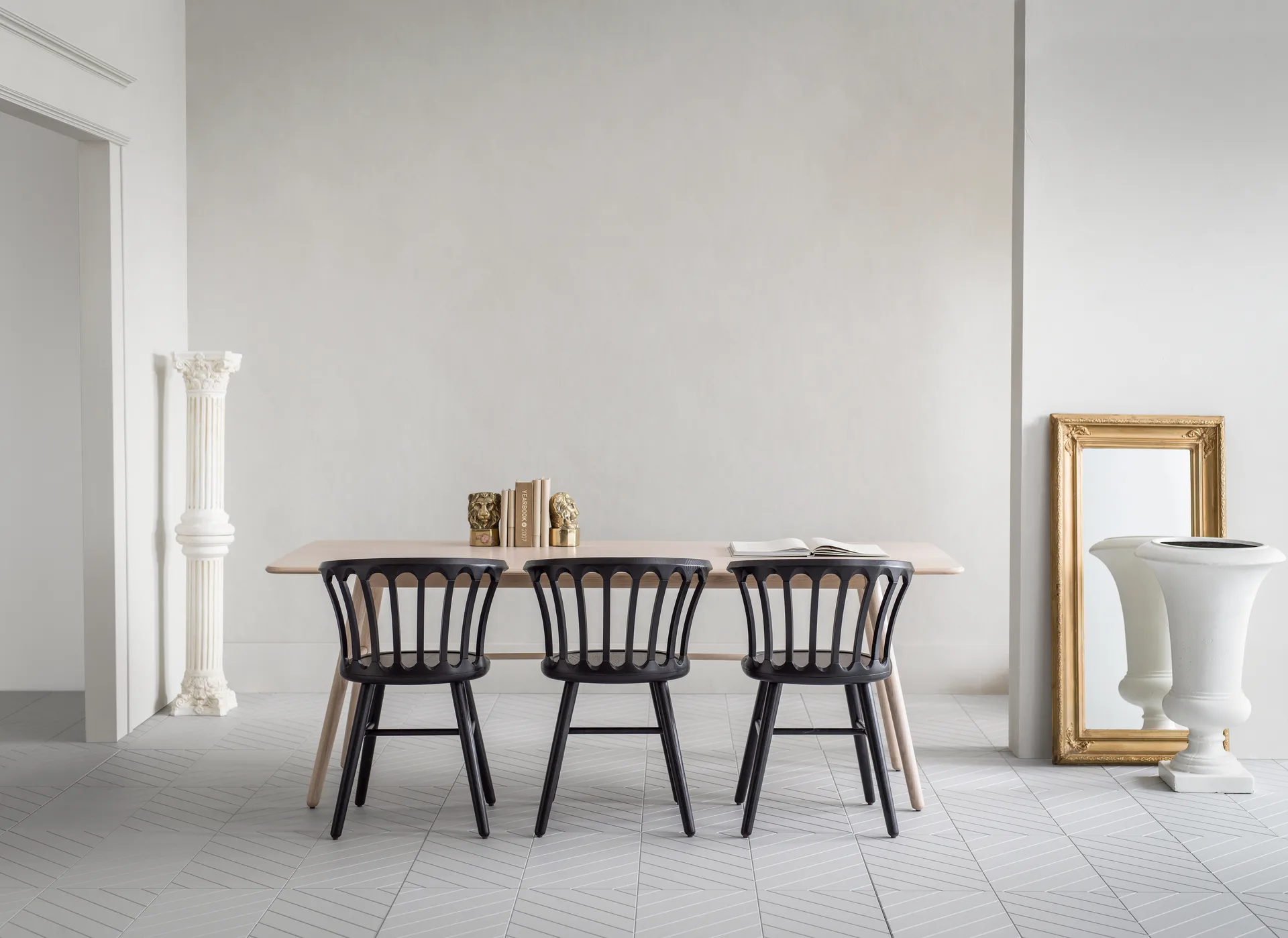 San Marco stol, Ask svart beis Hans K