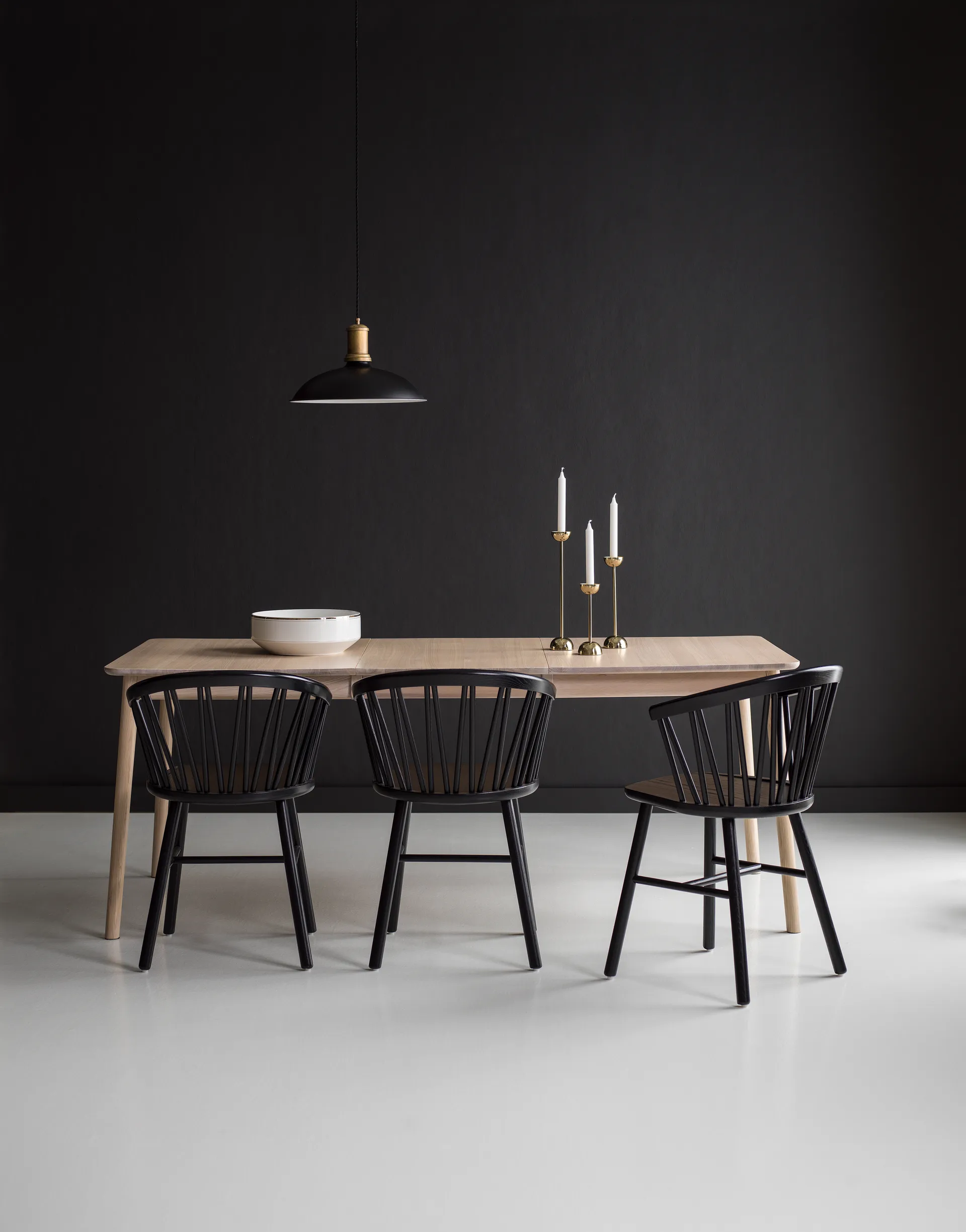 ZigZag loungestol, Ask svart beis Hans K