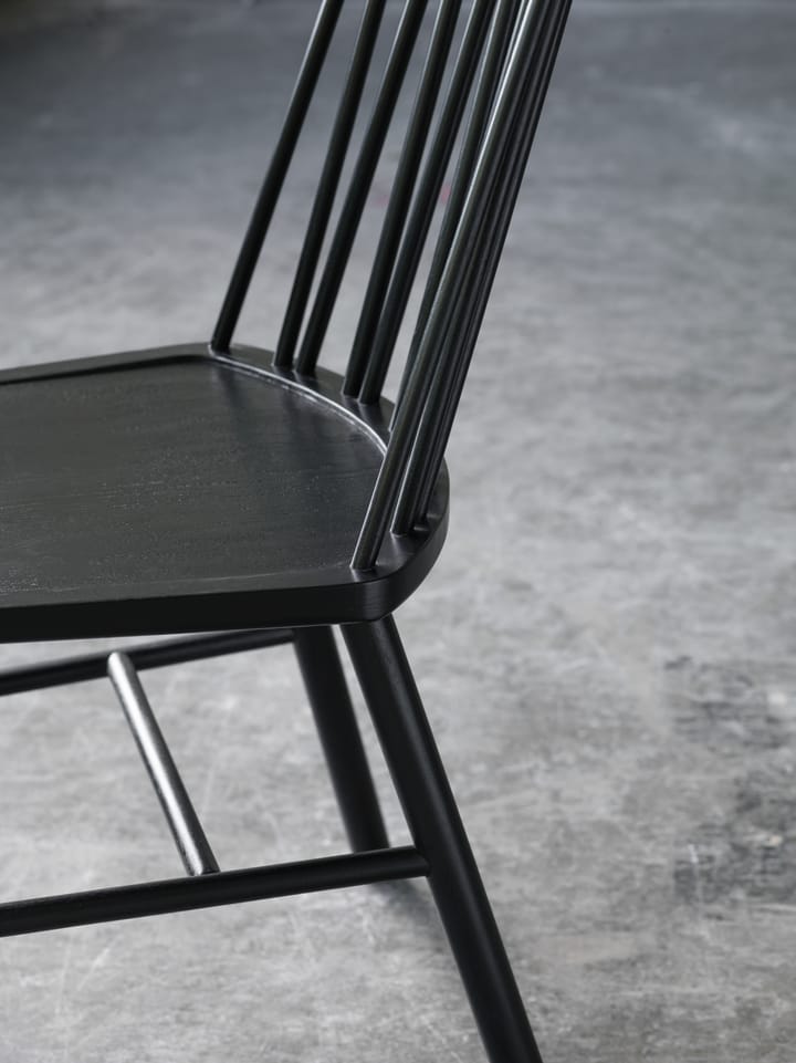 ZigZag stol, Ask svart beis Hans K