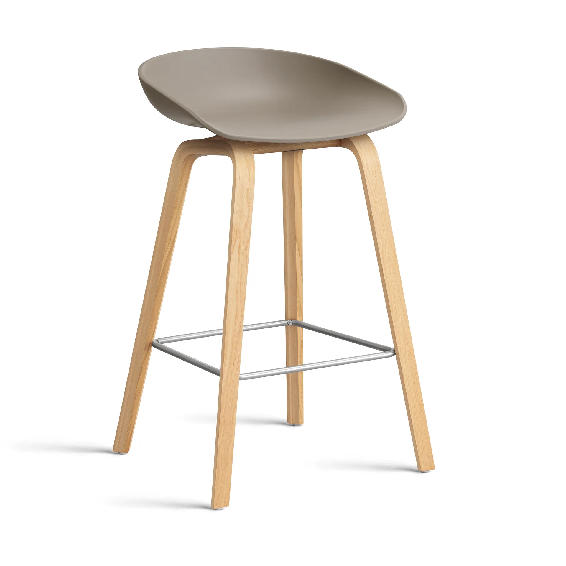 About a Stool 32 Low barstol lakkert eikeramme 2.0, Khaki-rostfritt stålstøtte HAY