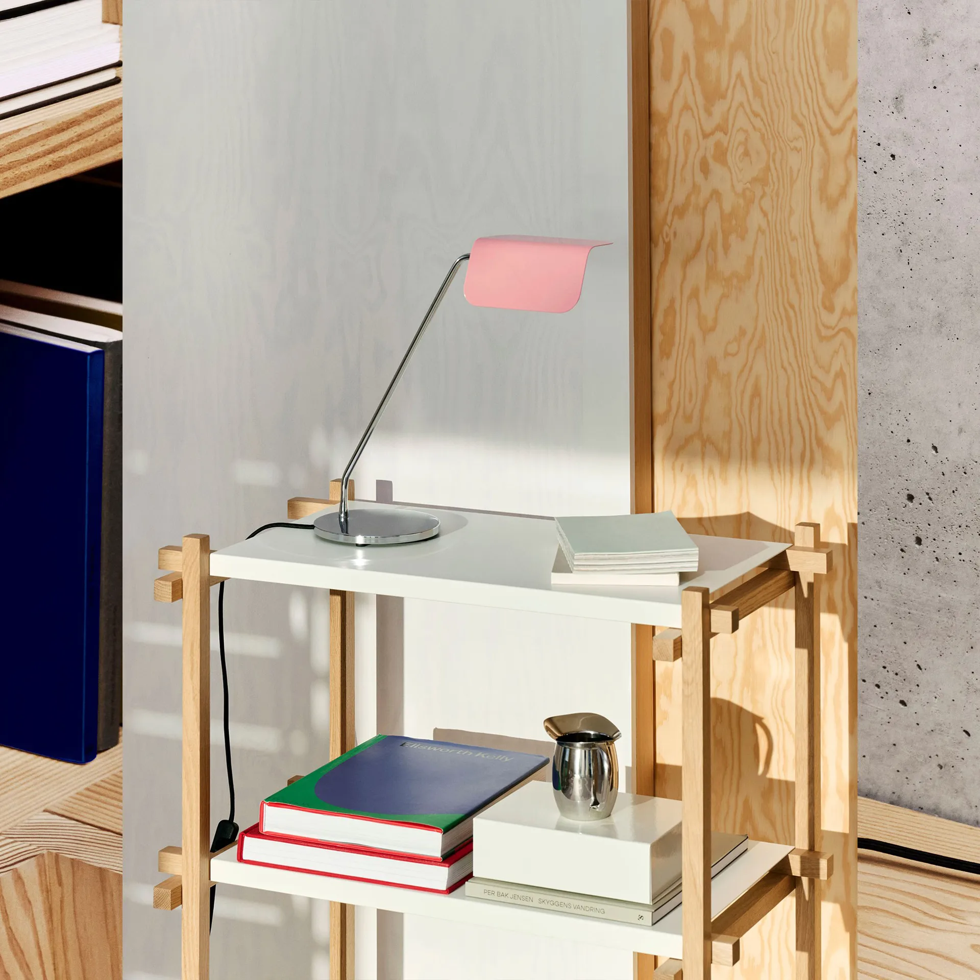 Apex skrivebordslampe, Luis pink HAY