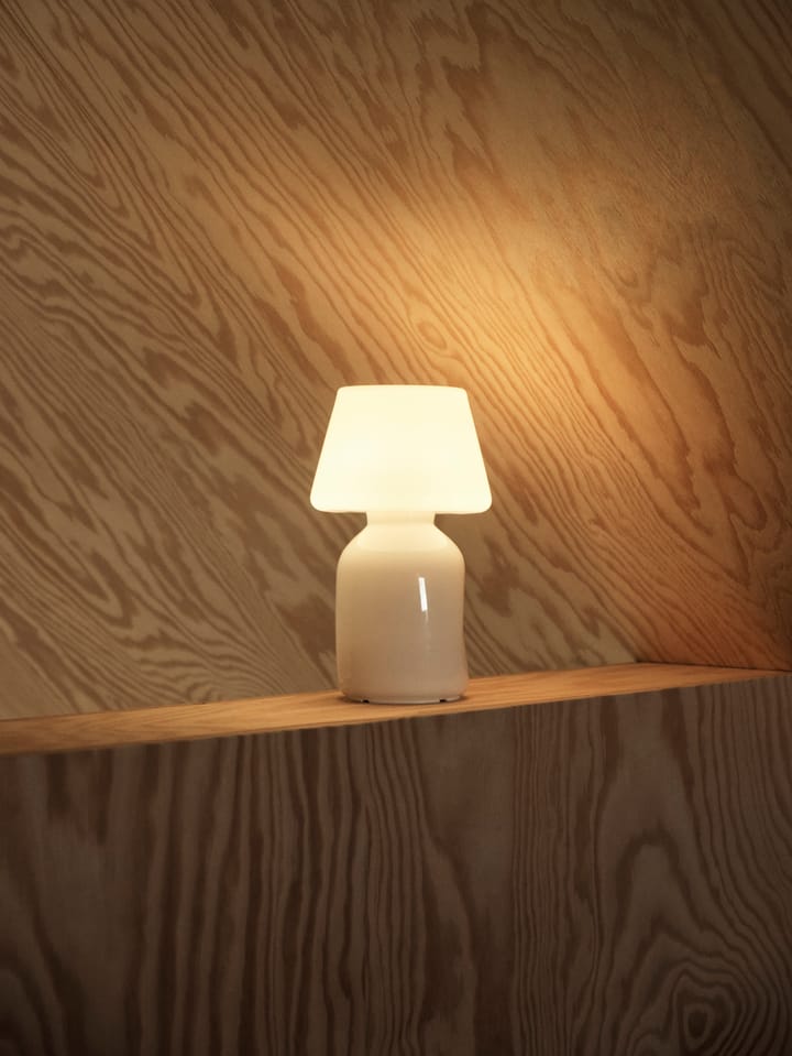 Apollo Portable bordlampe, Hvit HAY