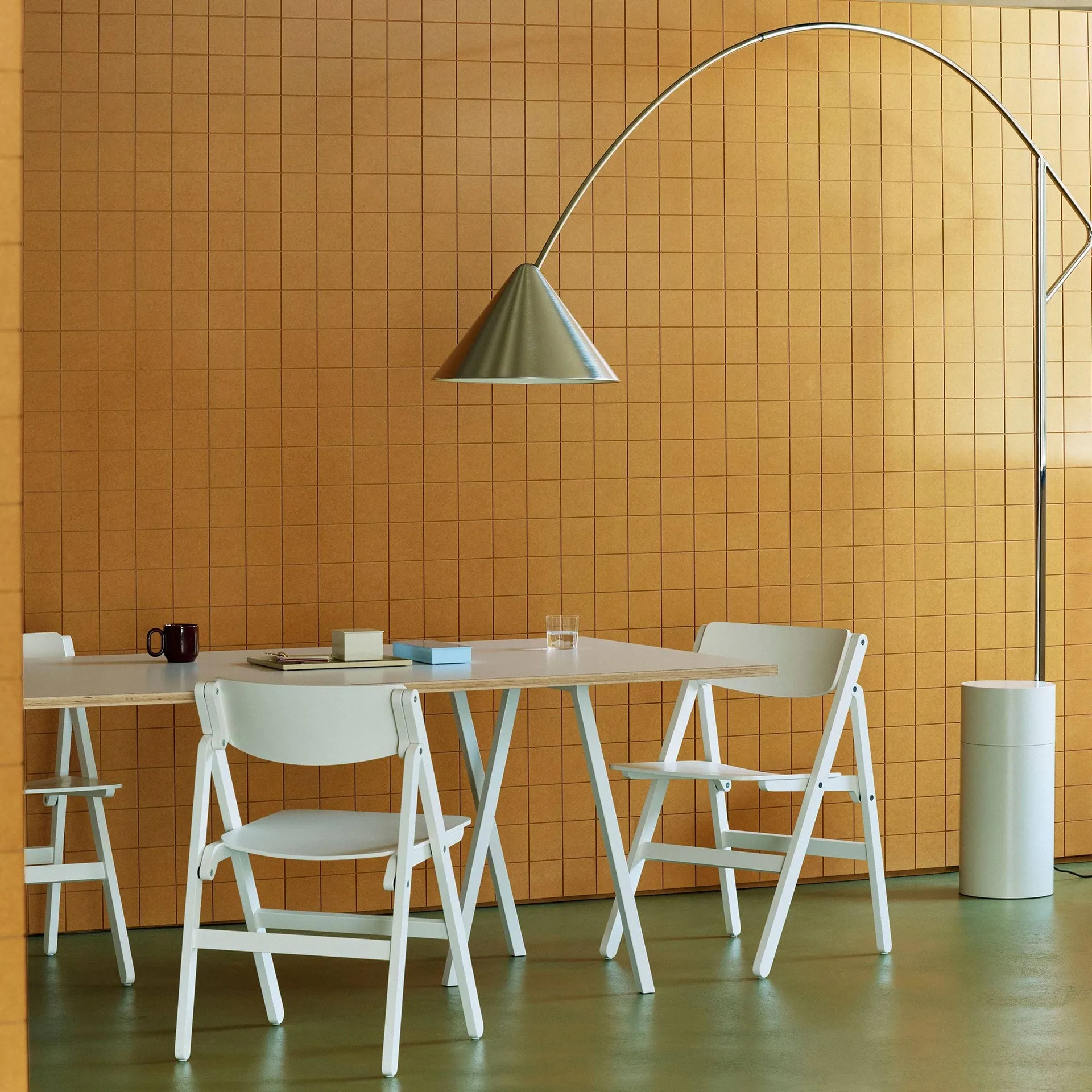 Backflip Chair stol→Backflip Chair stol, Cream white lakkert bøk HAY