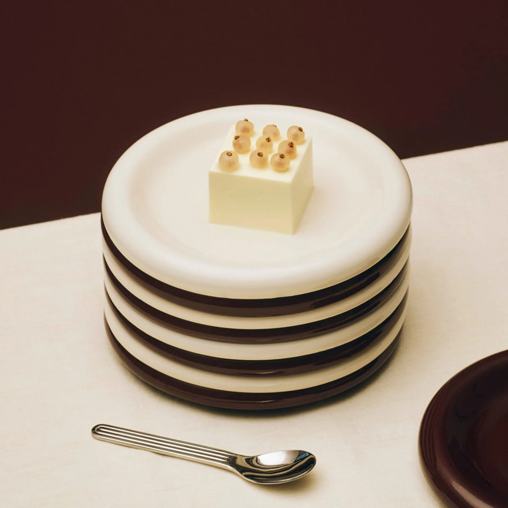 Barro tallerken, Pistachio, Ø24 cm 2‑pakning HAY