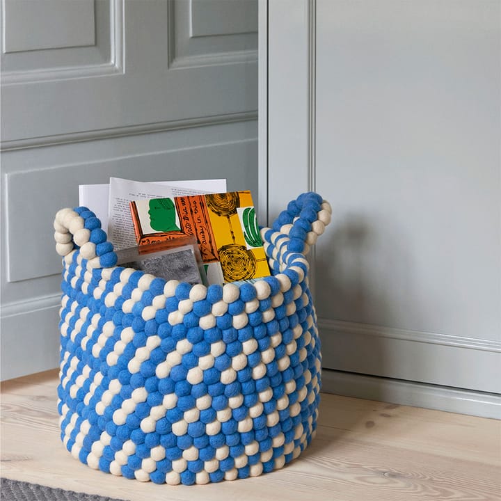 Bead kurv med håndtak, blue dash, large HAY