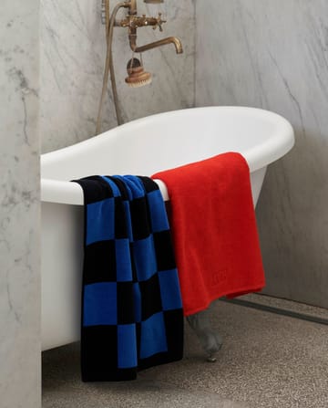 Check badehåndkle 70 x 136 cm - Cobolt blue - HAY