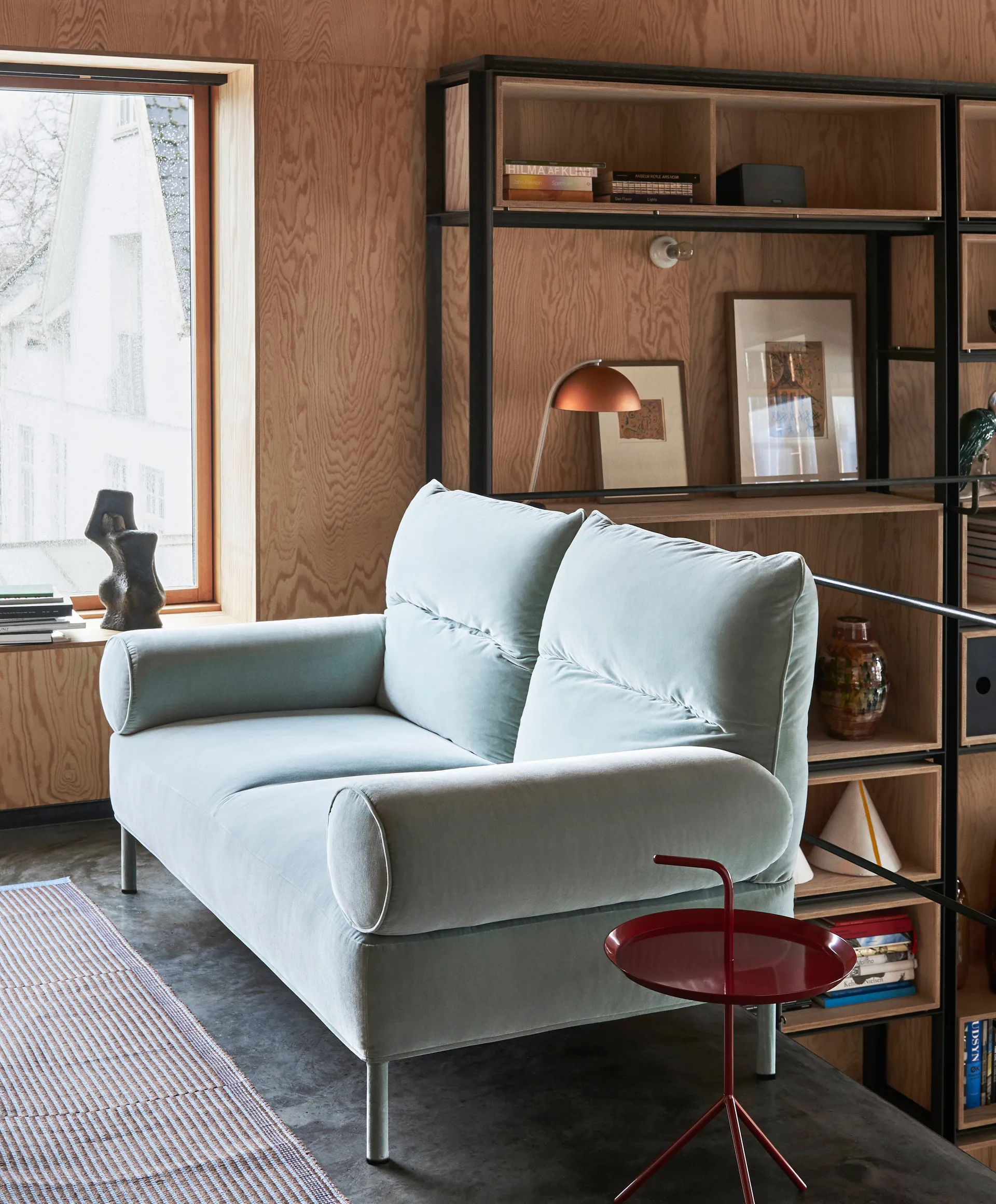 Cloche bordlampe, Mocca anodised HAY