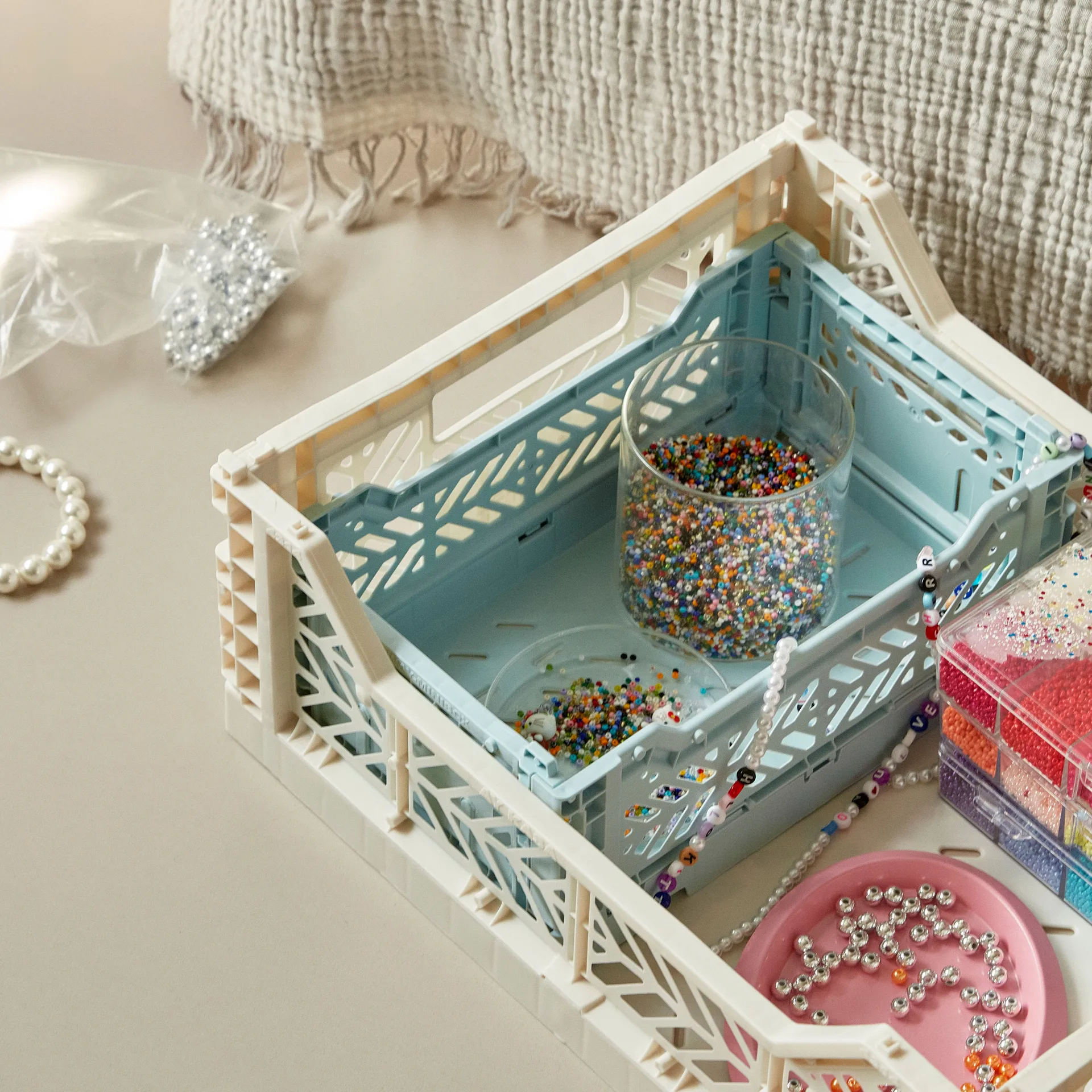 Colour Crate S 17x26,5 cm, Arctic blue HAY