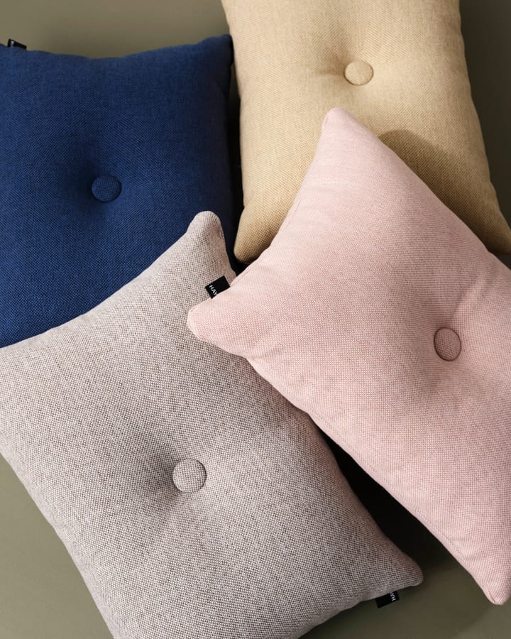 Dot Cushion Mode 1 Dot pute 45 x 60 cm - Pastel pink - HAY
