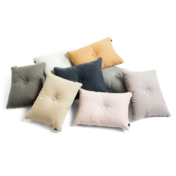 Dot Cushion Tint 1 Dot pute 45x60 cm - Beige - HAY