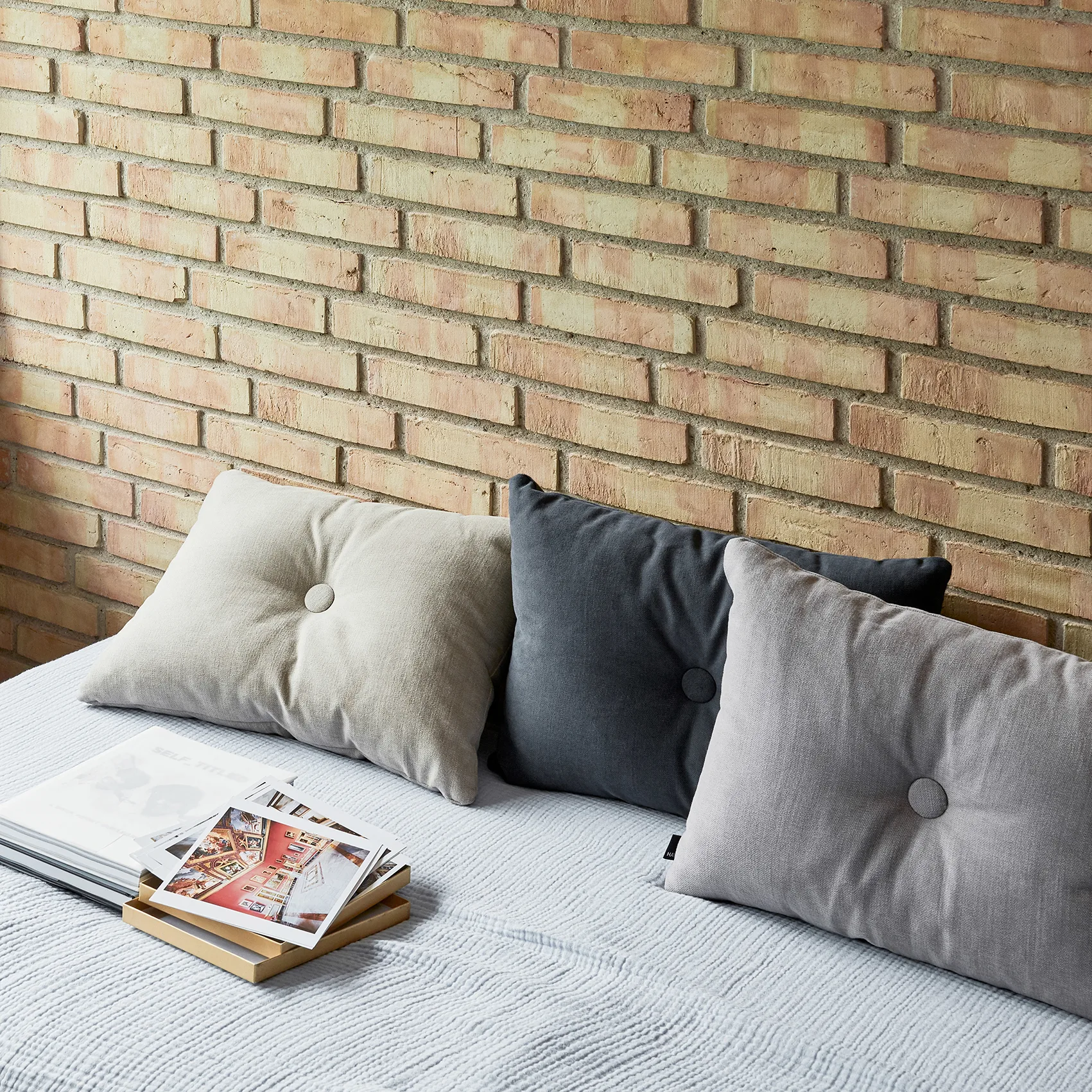 Dot Cushion Tint 1 Dot pute 45x60 cm, Grey HAY
