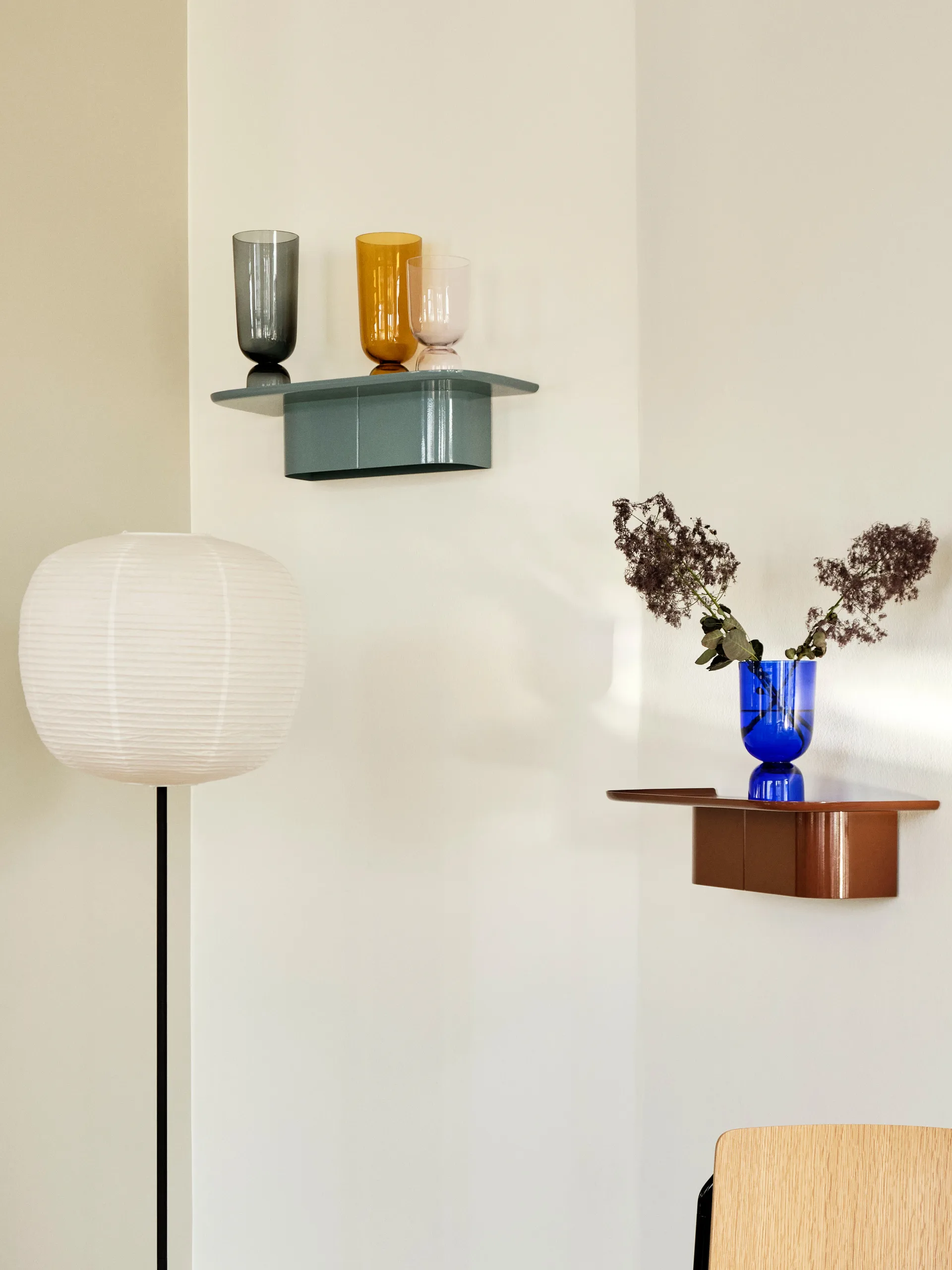 Korpus 4 hook vegghylle M, Cream HAY