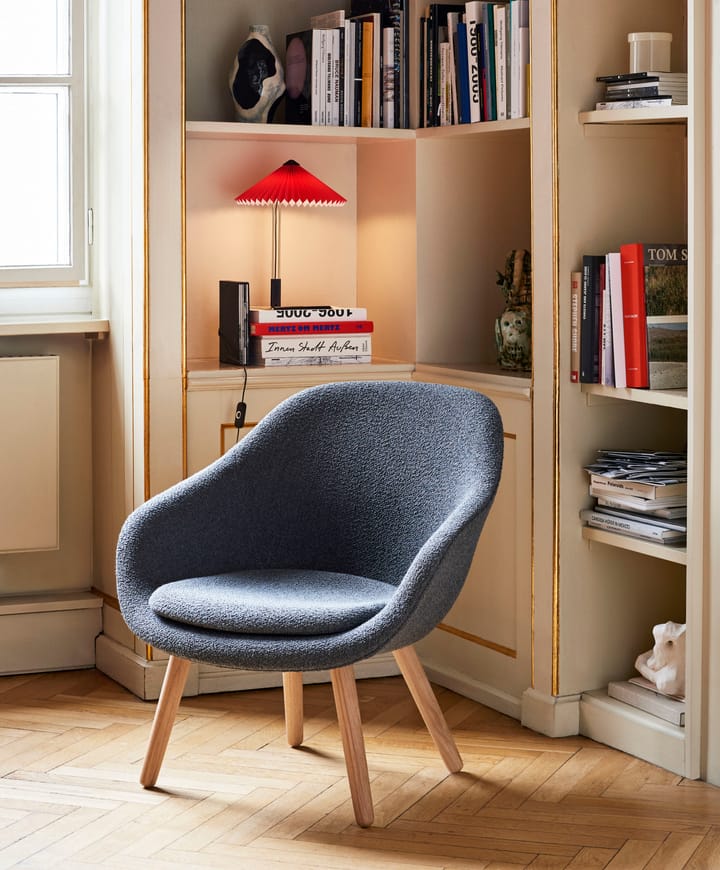 Matin table bordlampe Ø 30 cm, Bright red shade HAY