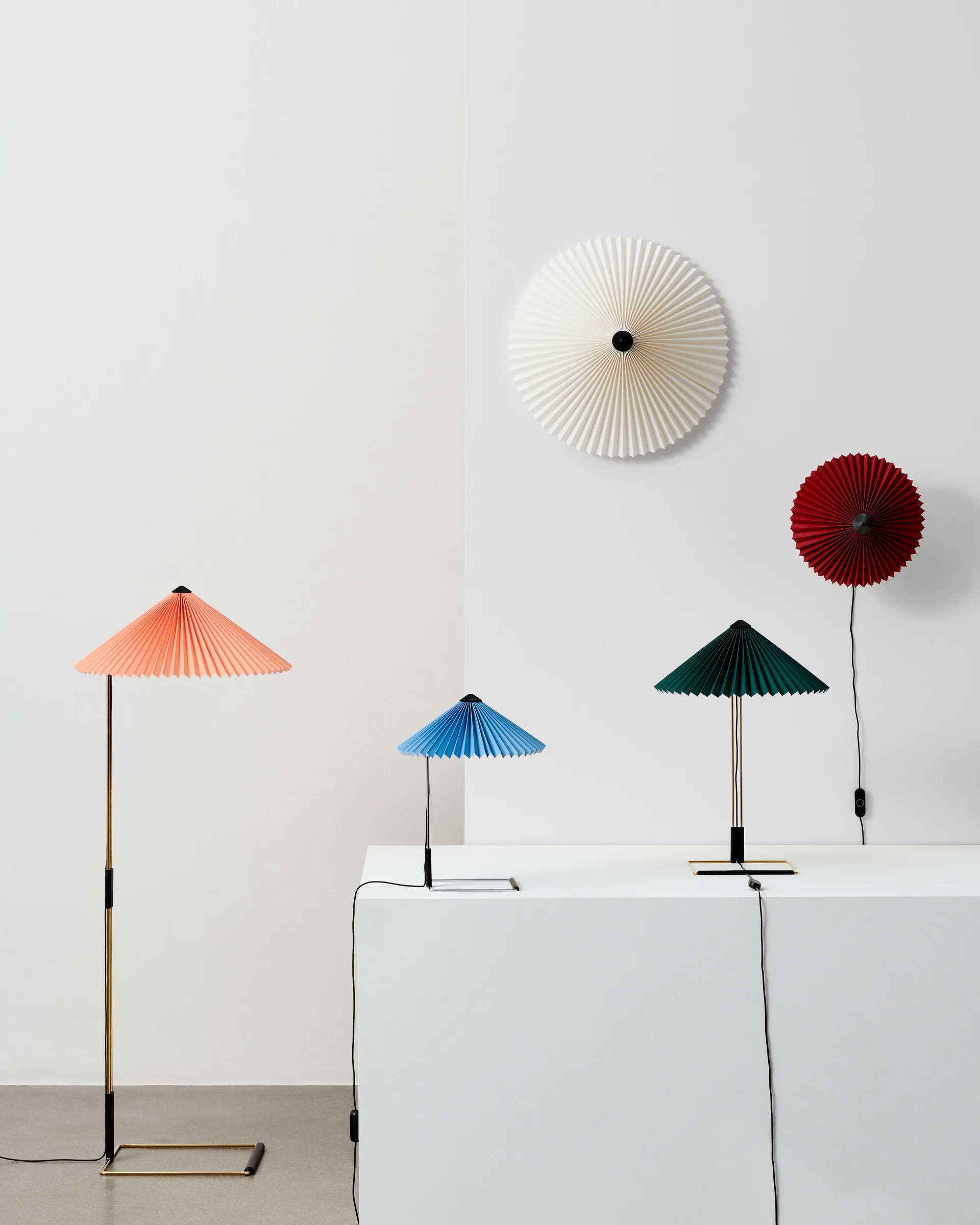 Matin table bordlampe Ø 30 cm, Placid blue-steel HAY