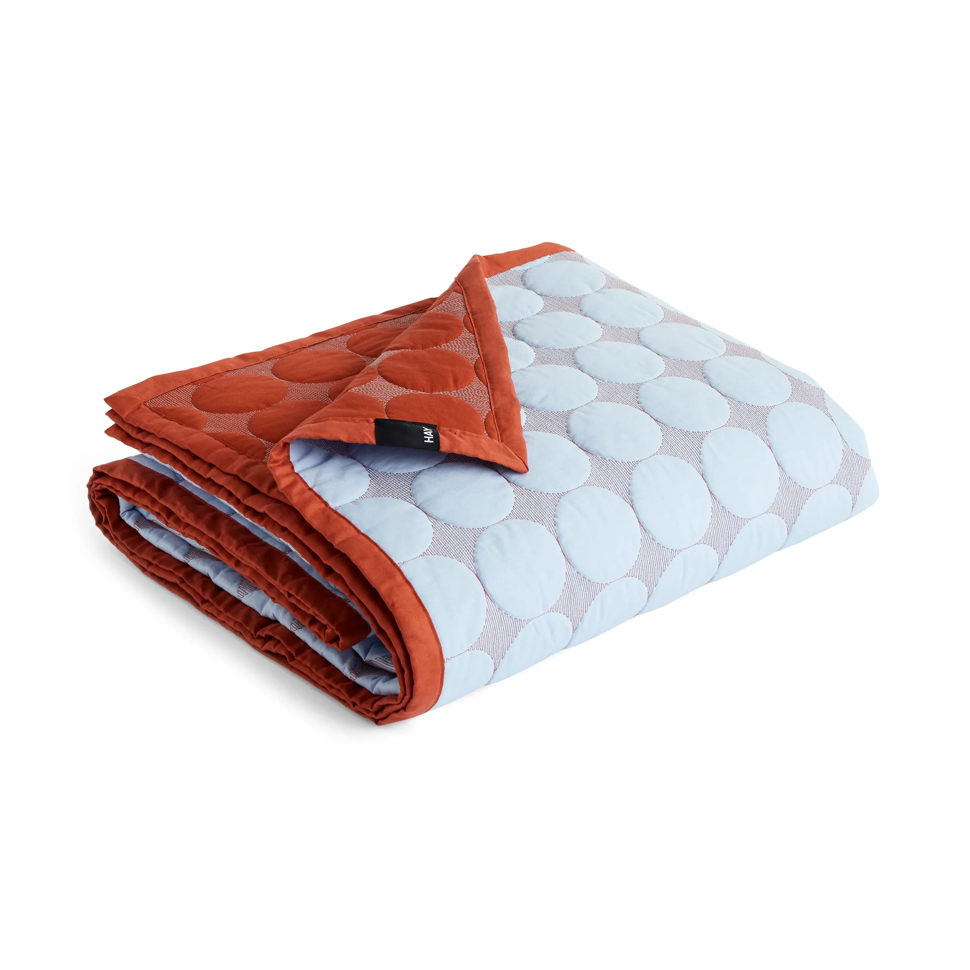 Mega Dot sengeteppe organic 235x245 cm, Light blue HAY