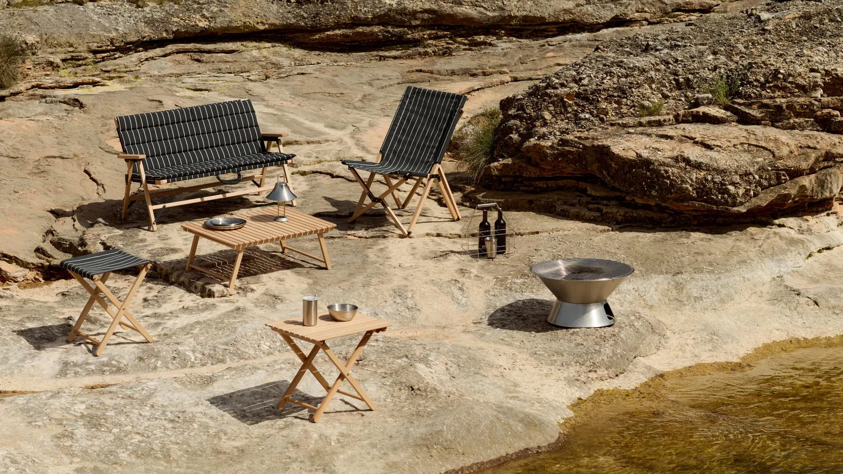 Outdoor Market sofa sammenleggbar, Black-beige, 2-seter HAY