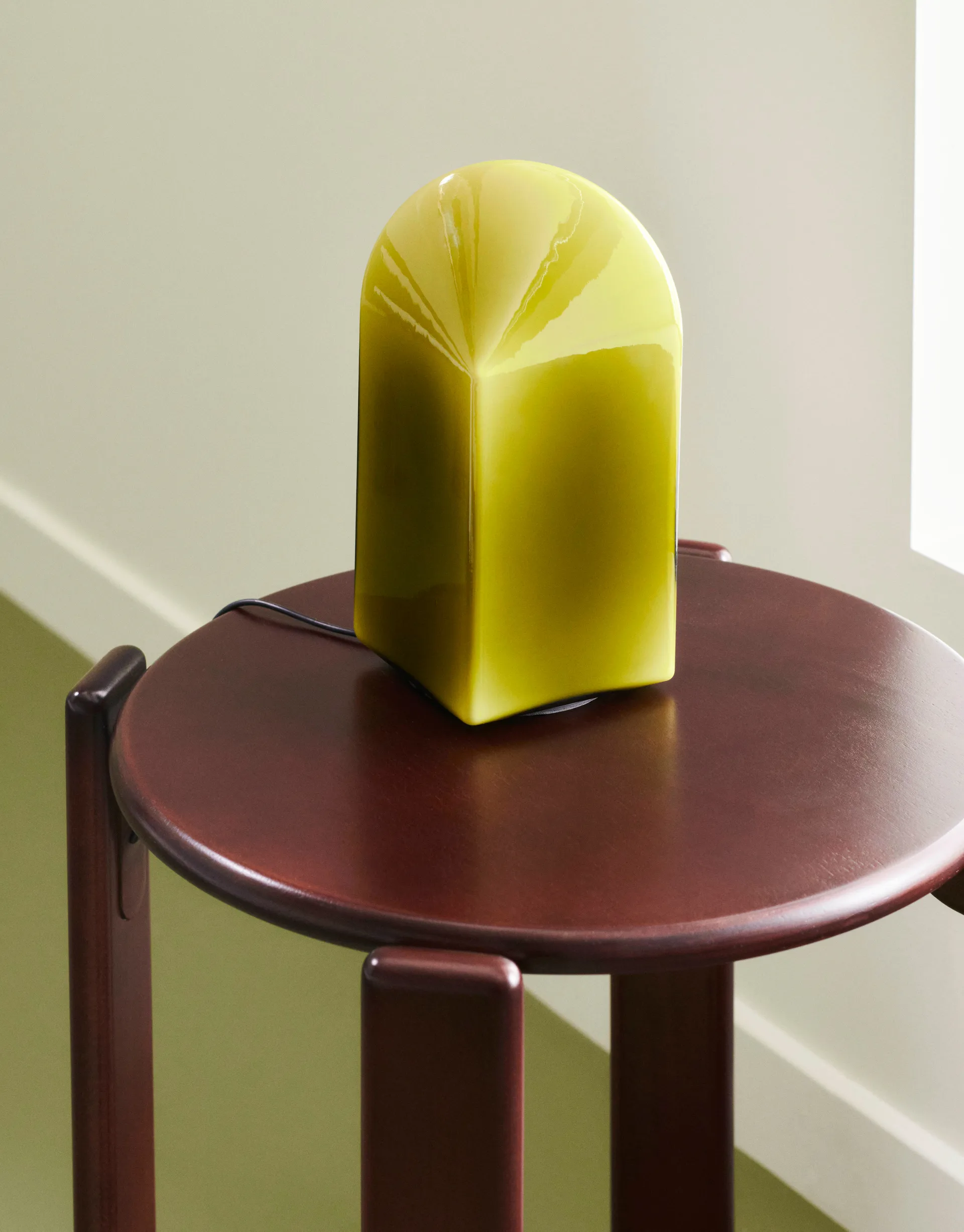 Parade bordlampe 24 cm, Moss green HAY