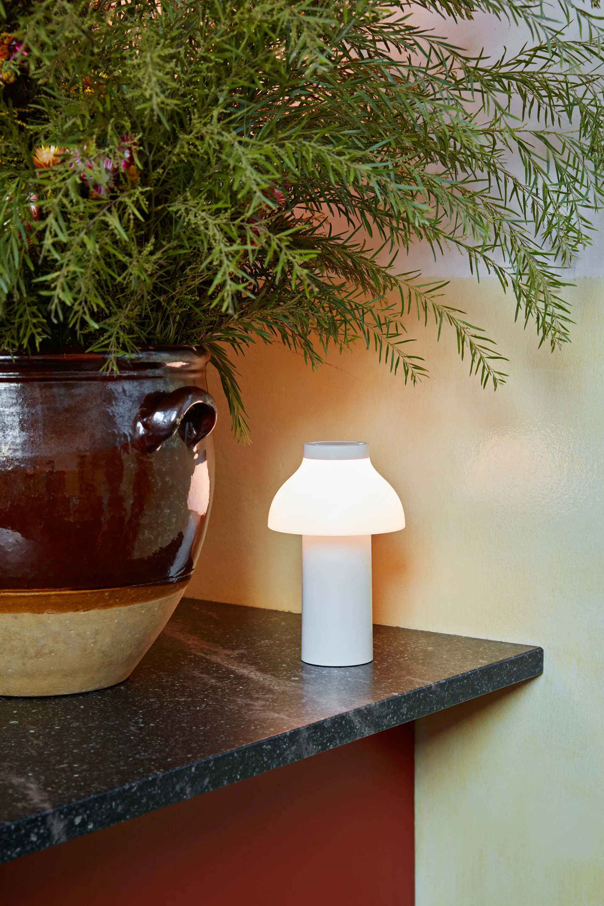 PC Portable bordlampe, Cream white HAY