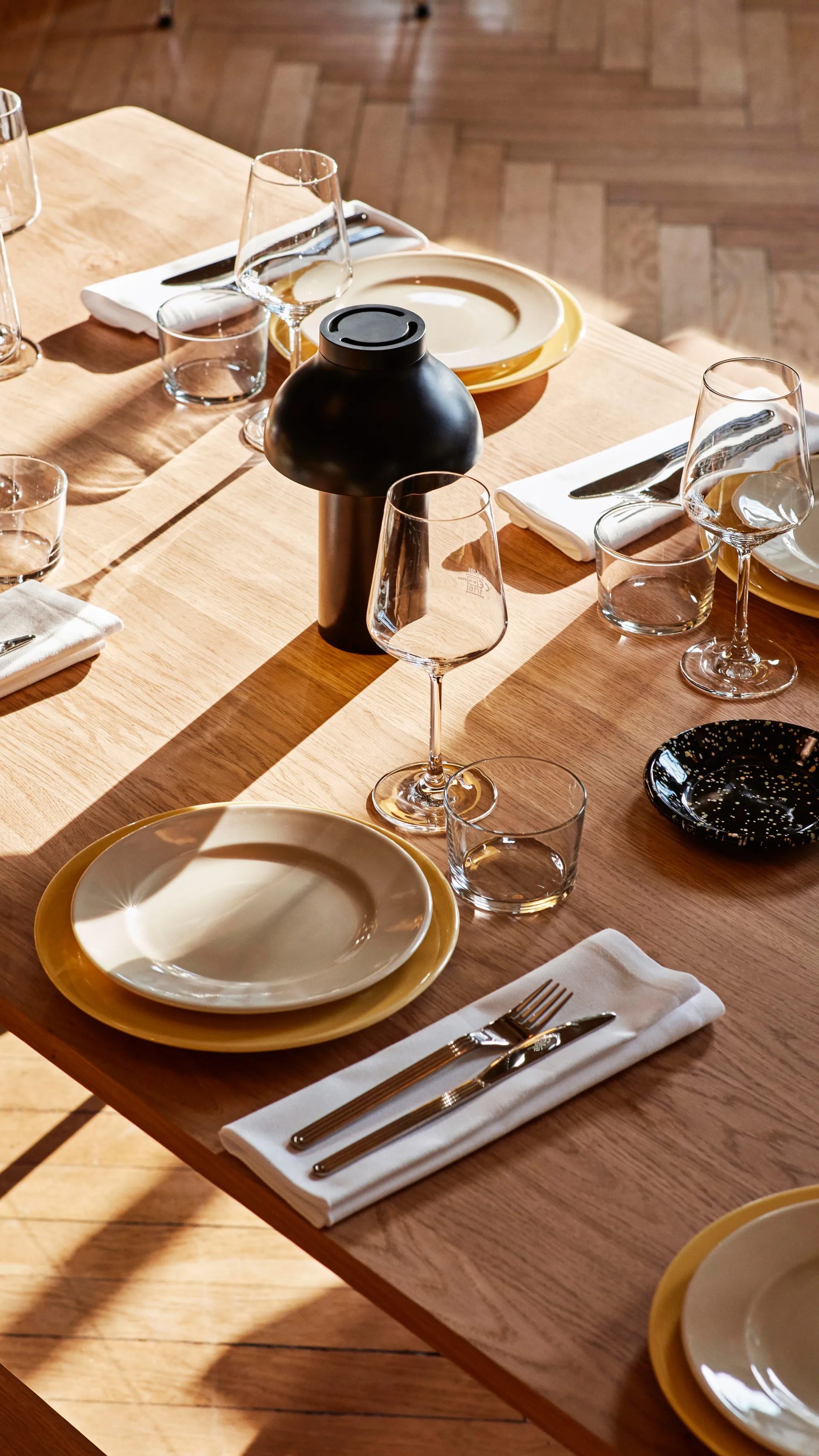 PC Portable bordlampe, Soft black HAY