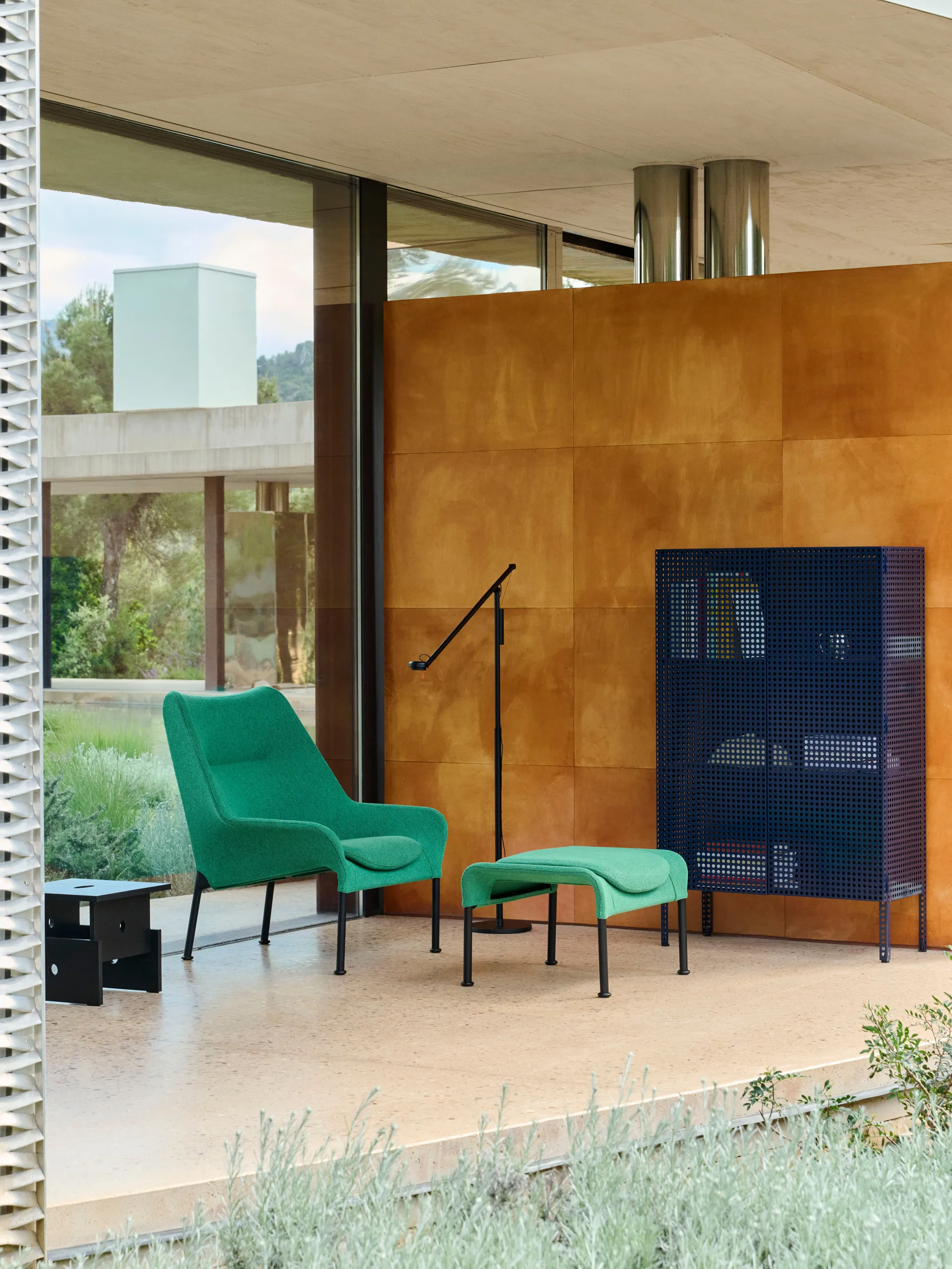 Perforated Cabinet skap large, Steel blue HAY