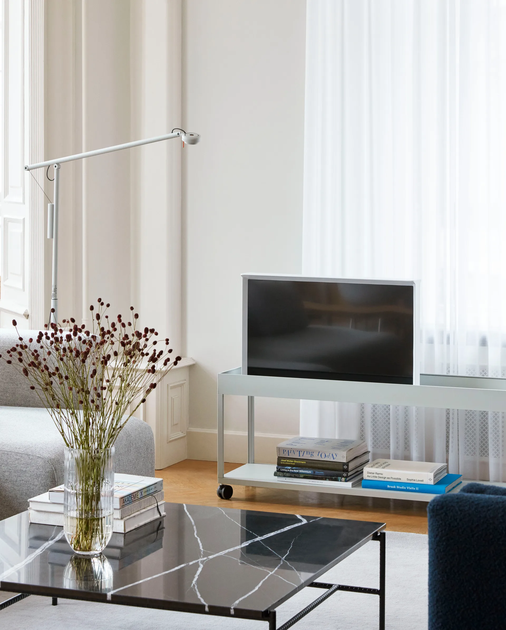 Rebar sofabord 100x104x33 cm, Svart marmor-svart stativ HAY