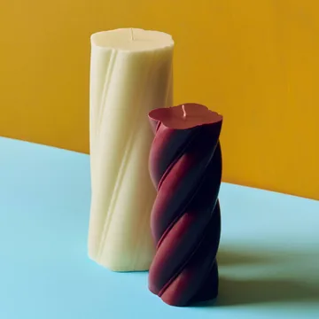 Soft Serve Candle blokklys - Ivory, Ø9,5 × 24,5 cm - HAY