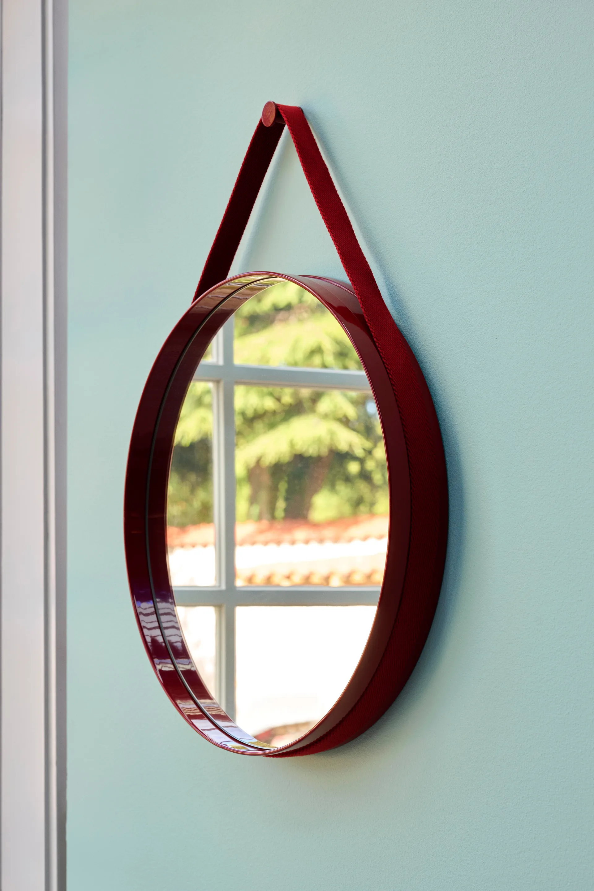 Strap Mirror speil Ø 70 cm, Red HAY