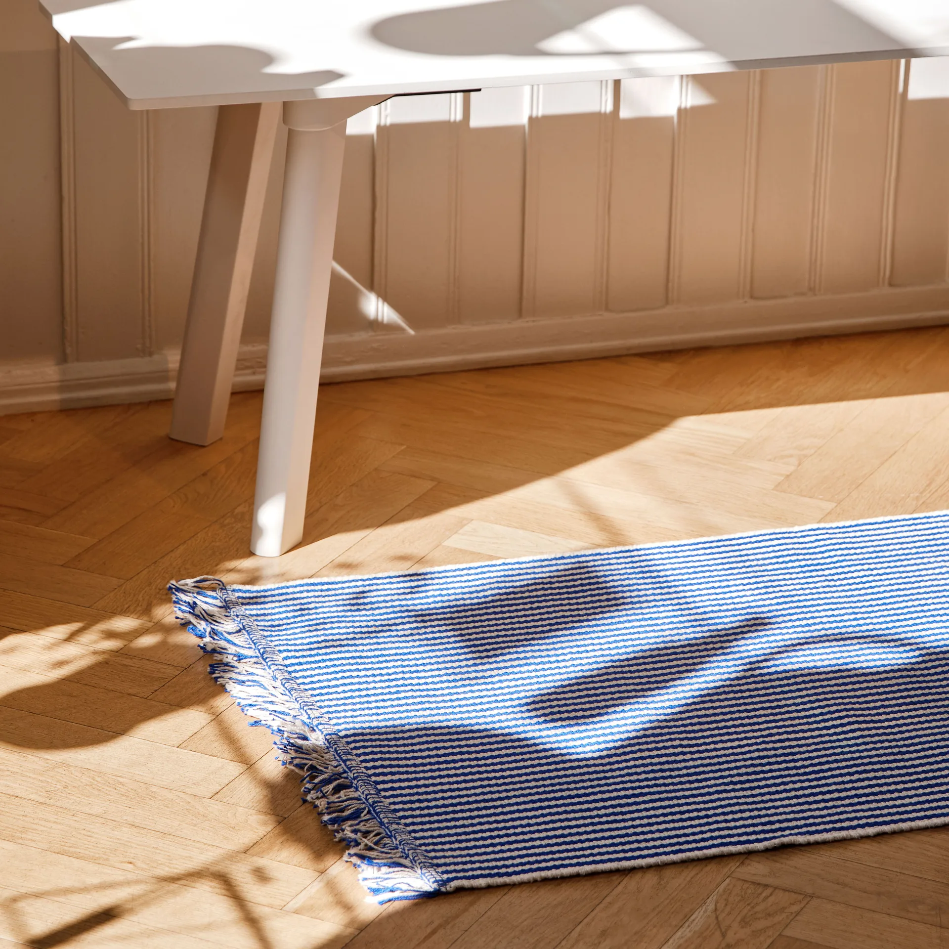 Stripes and Stripes gulvteppe 60x200 cm, Bluebell ripple HAY