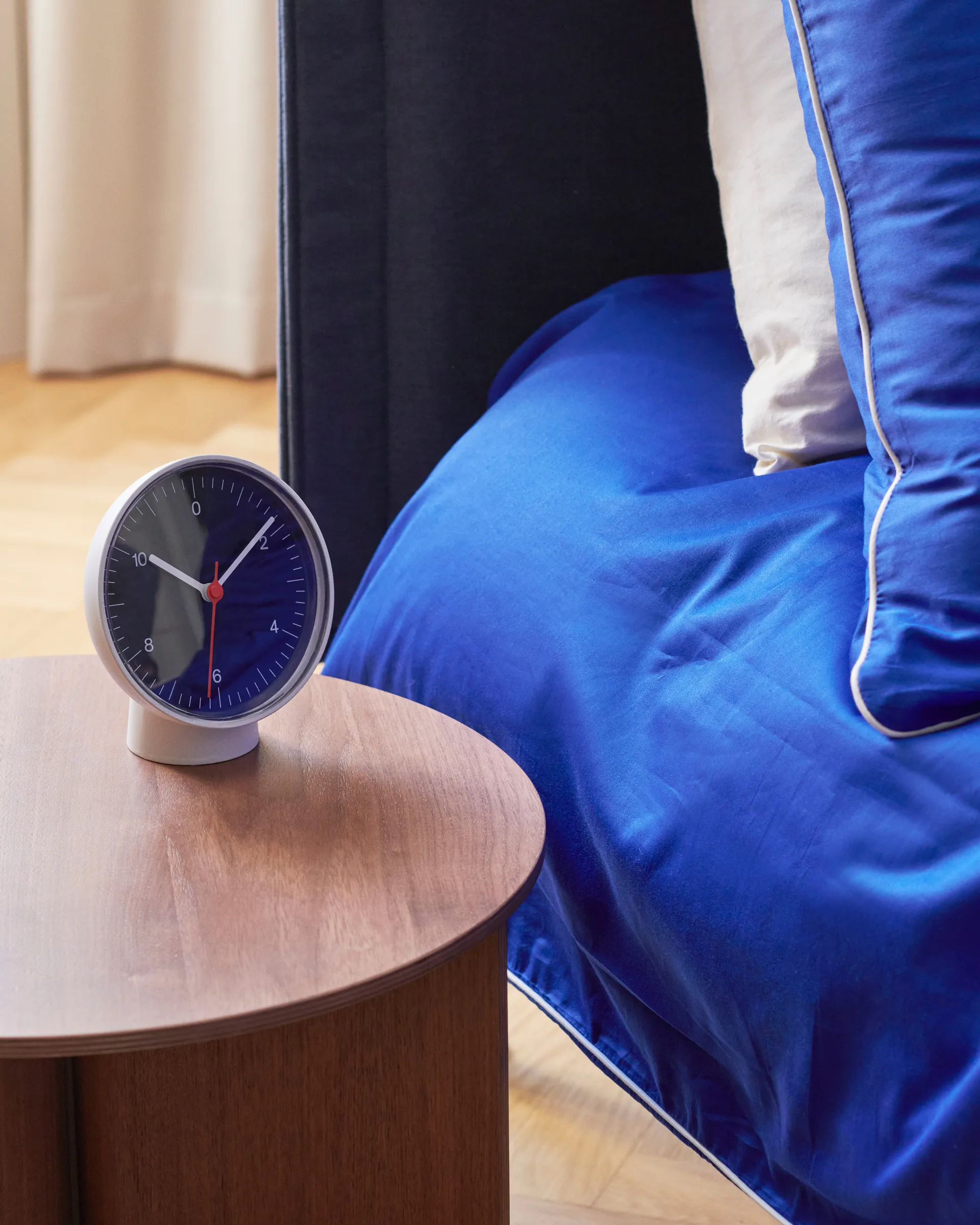 Table Clock vegg/bordklokke, White​ HAY