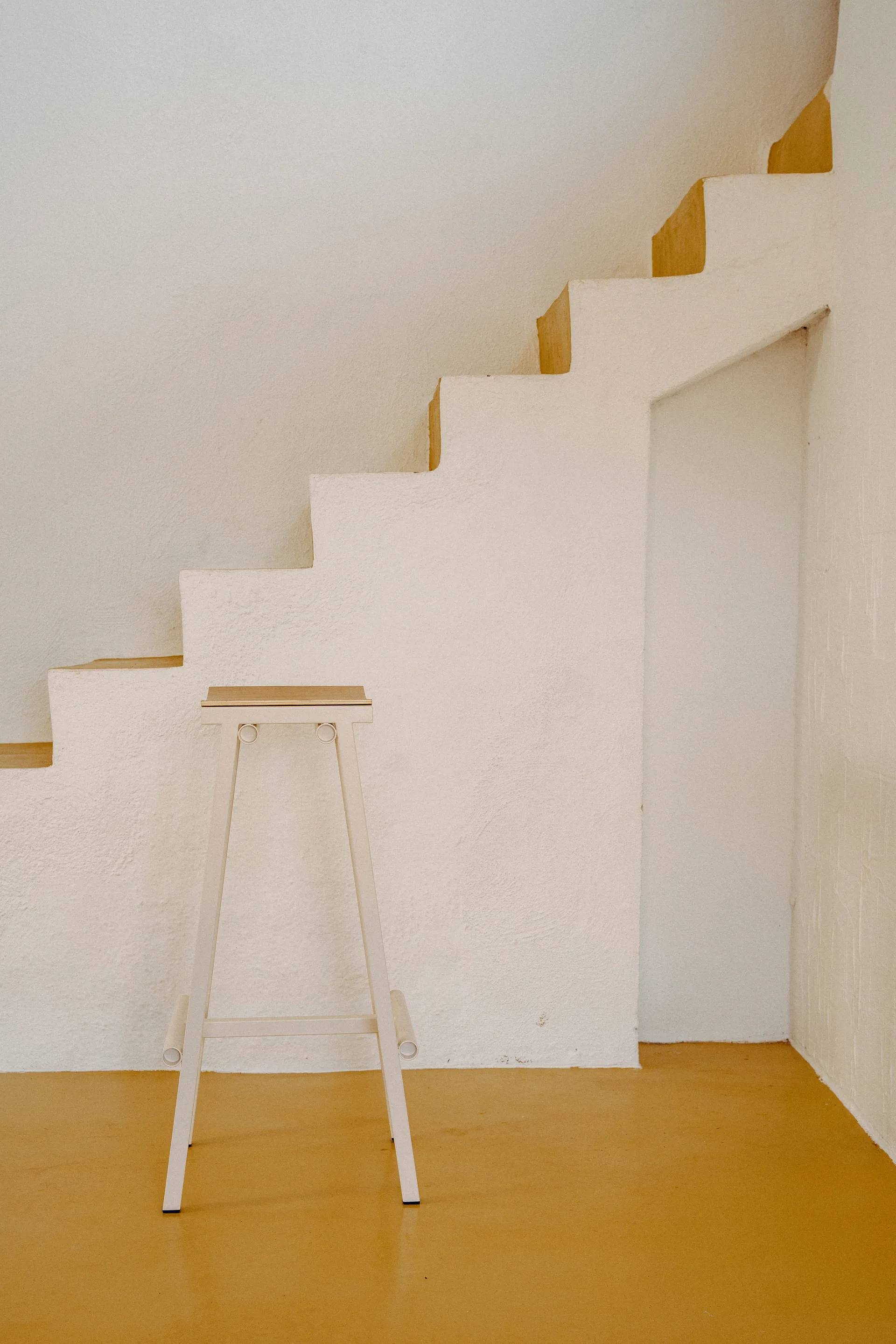 Taburett 8 high barstol 75 cm, Eggeskall HAY