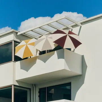 Terrazza Octagon parasoll - Off-white -grey - HAY