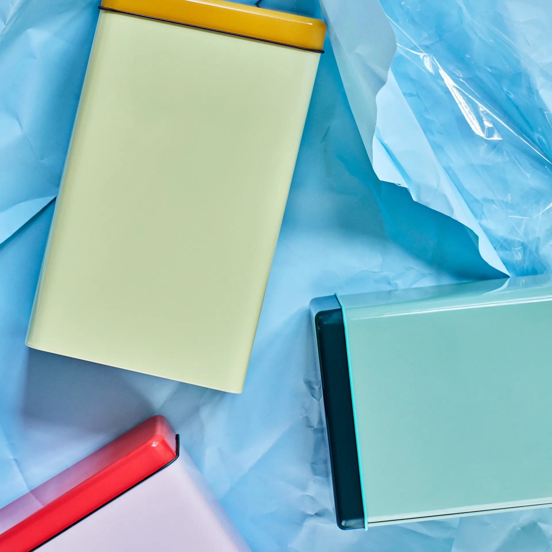 Tin by Sowden tinnboks, Gul HAY