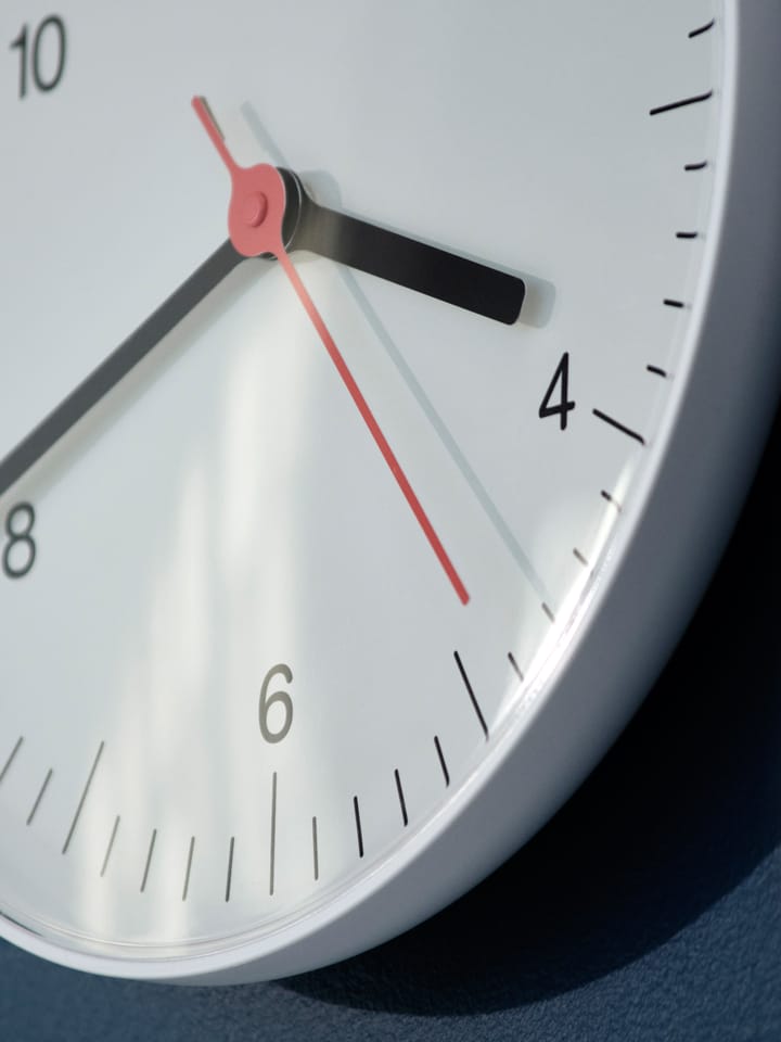 Wall Clock veggklokke Ø 26,5 cm, White  HAY