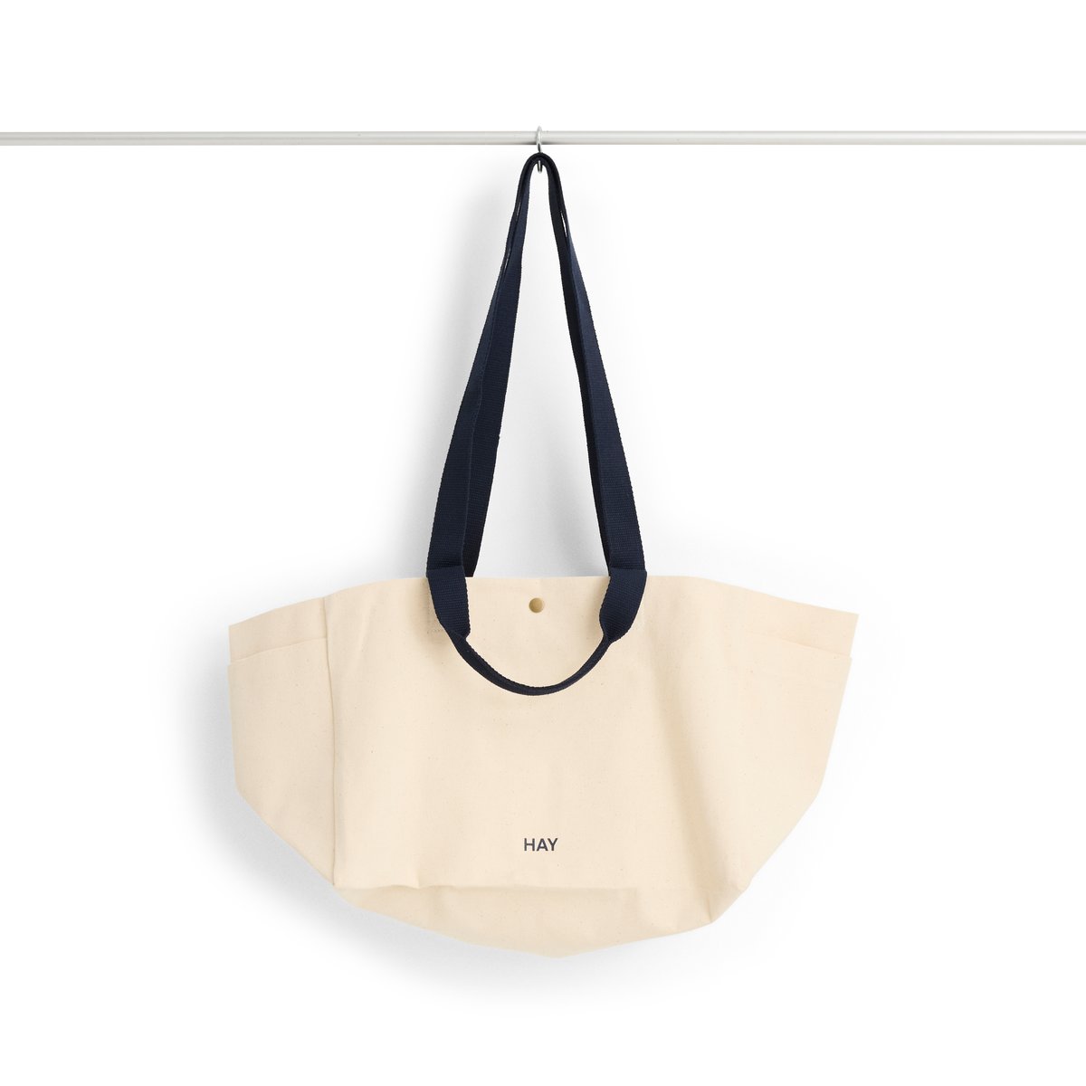 HAY Weekend Bag No 2 veske S 26x56 cm Natural | Skandinavisk Design | Oppbevaringskurver | Hvit