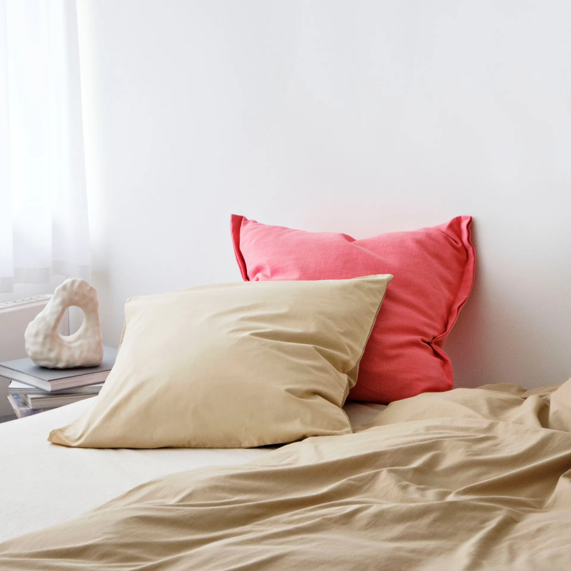 W&S Boulder bokstøtte, Ivory HAY