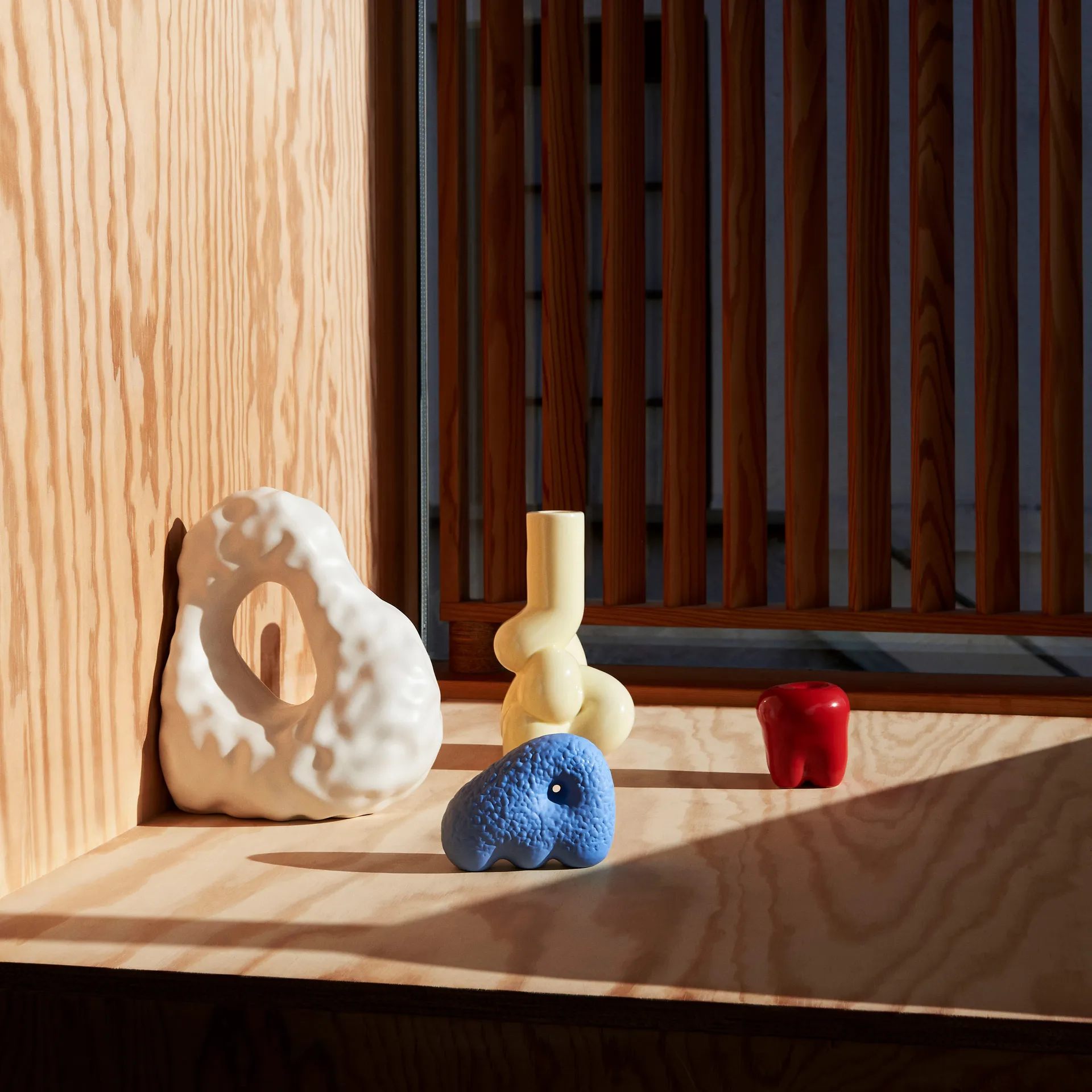 W&S Soft lysestake, Soft yellow HAY