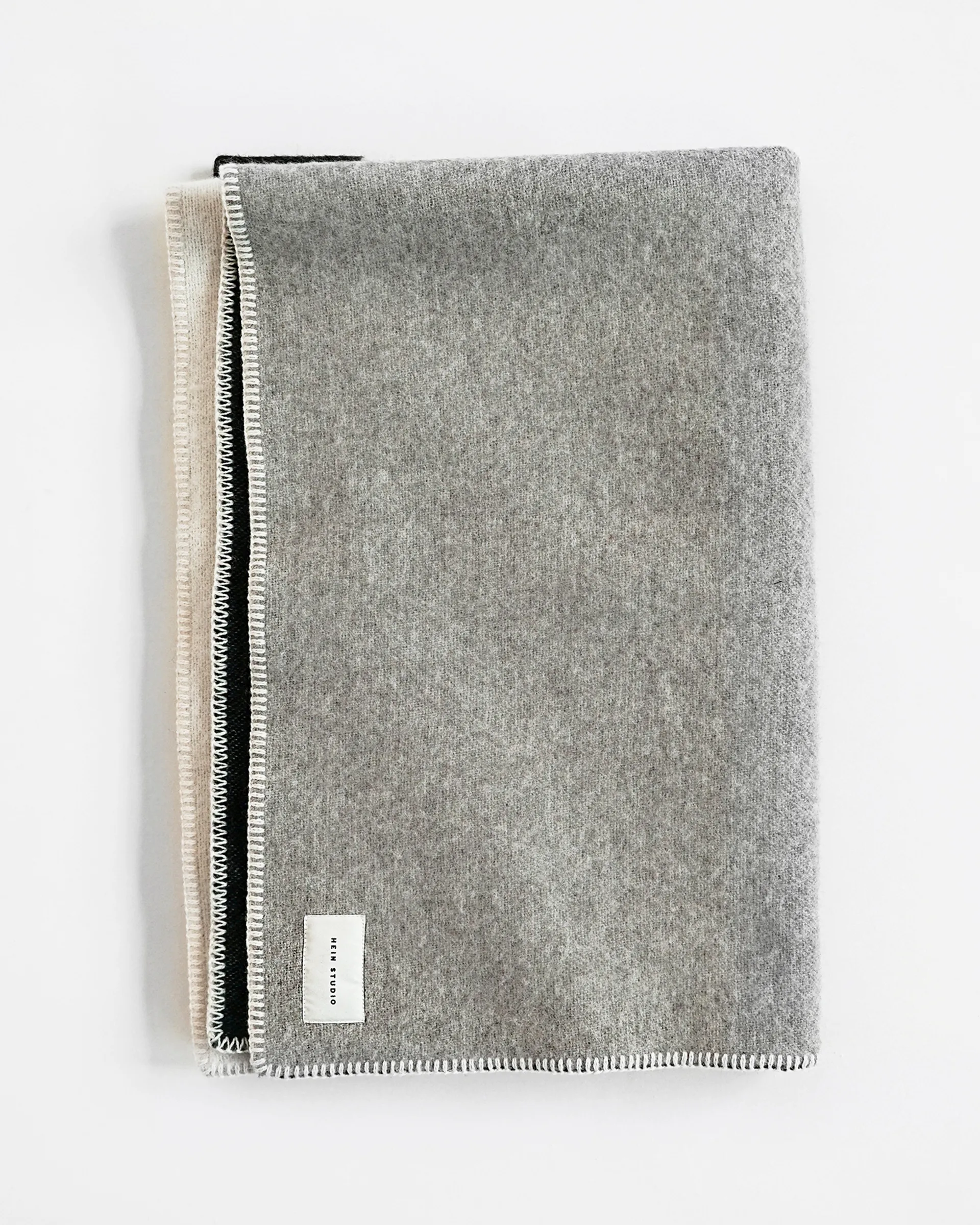 Cleo pledd 130 x 180 cm, No. 01 Hein Studio