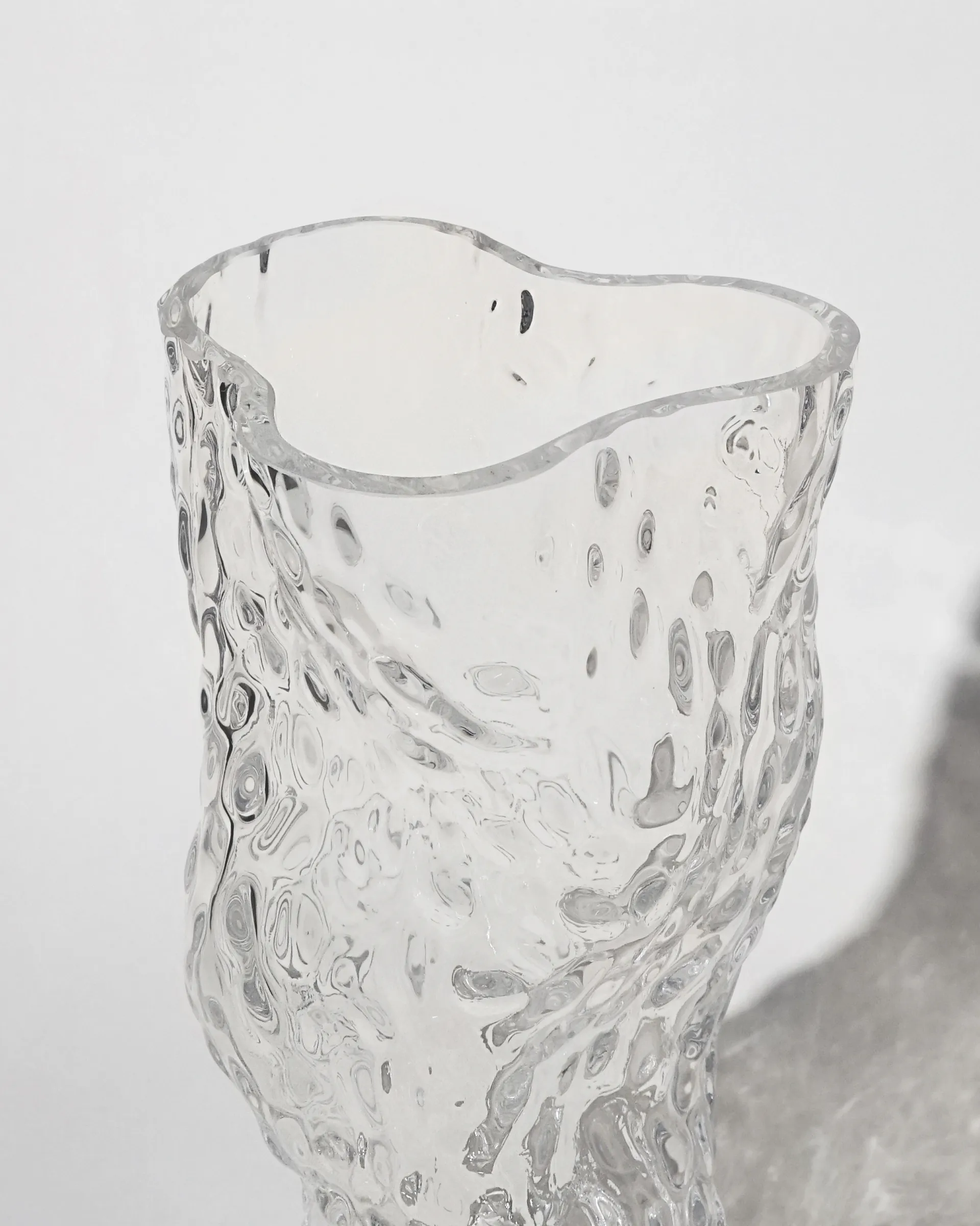 Ostrea Rock vase glass 30 cm, Clear Hein Studio
