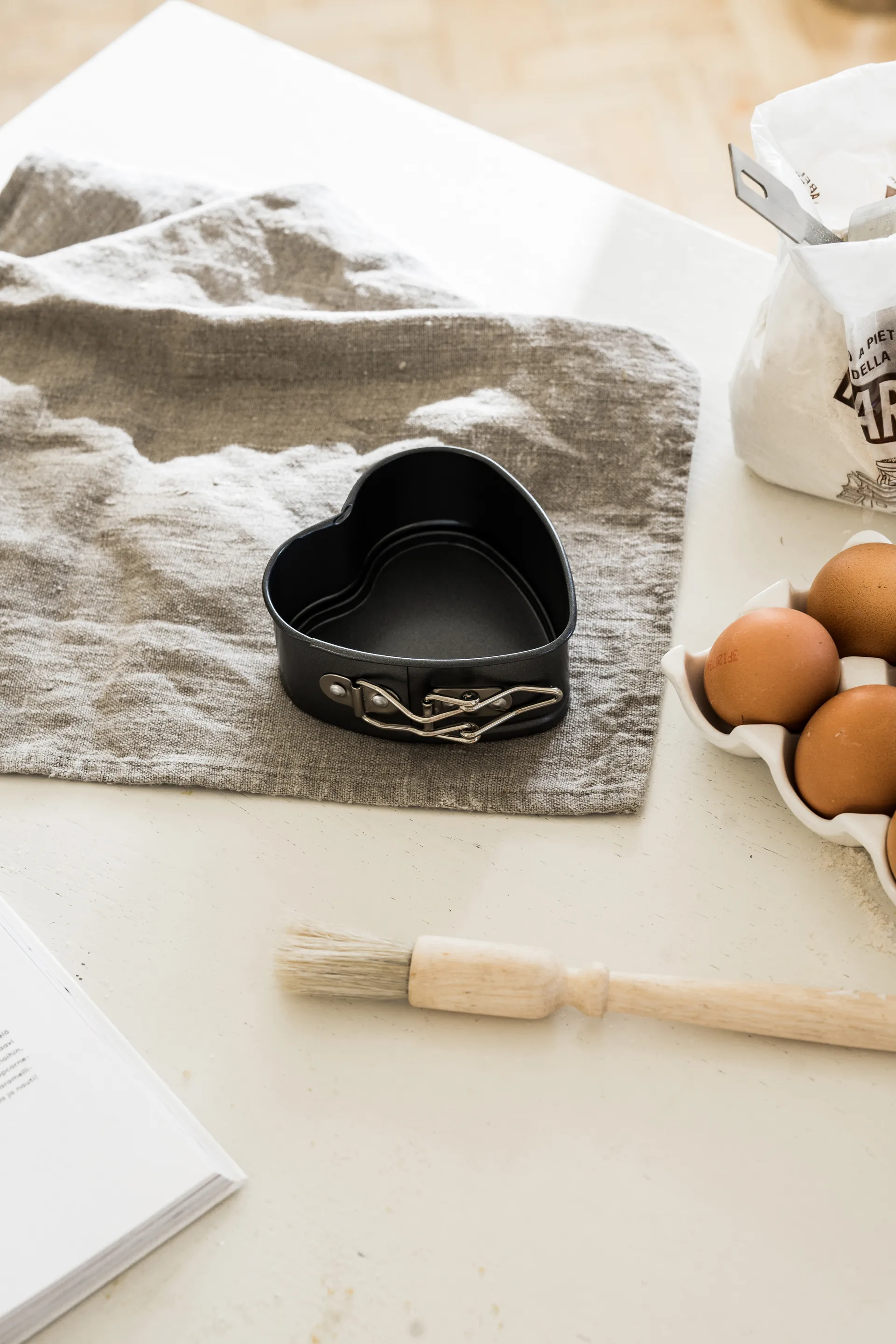 Heirol springform hjerte, Stor 21,5 x 22,5 cm Heirol