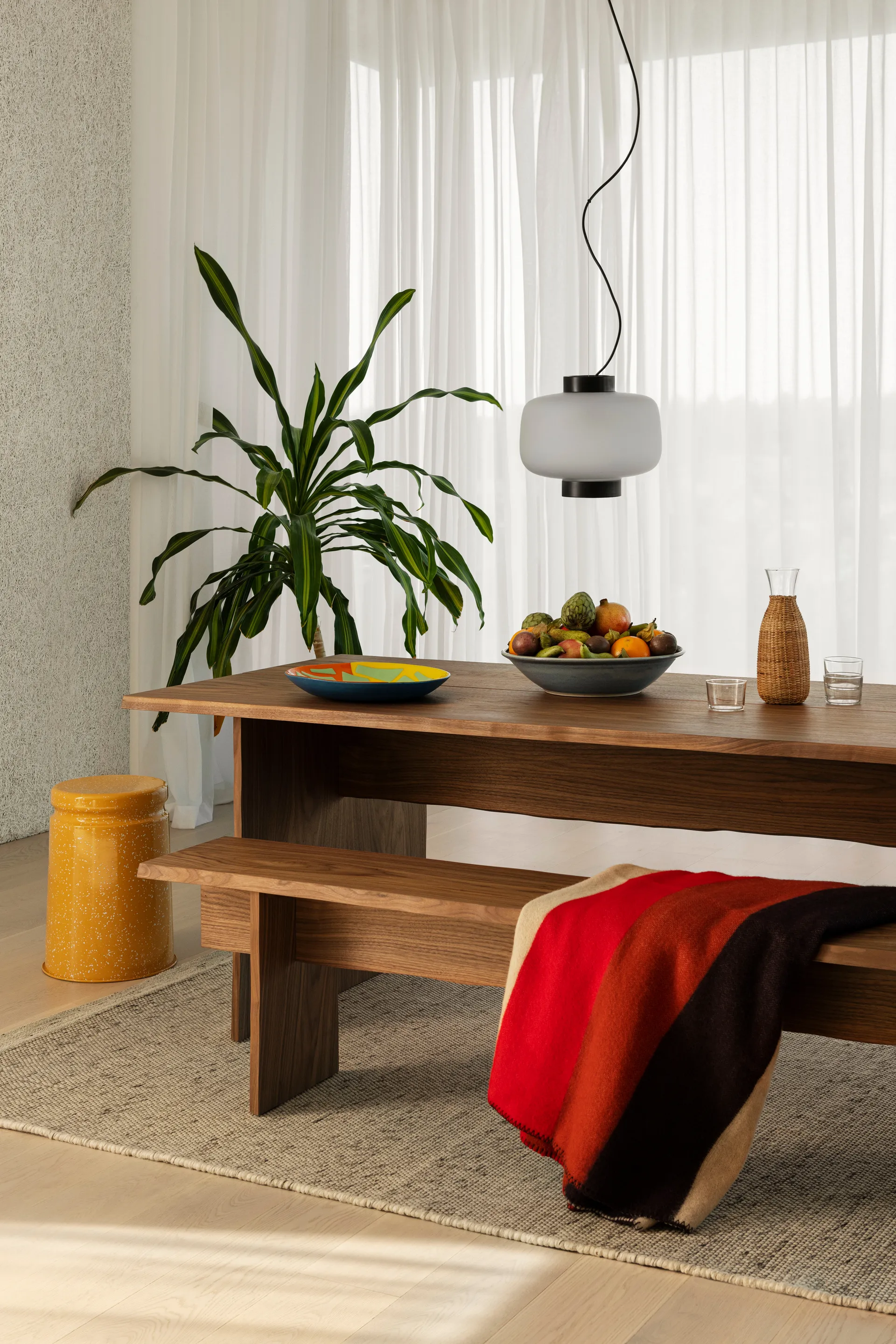 Bookmatch benk 210 cm, Valnøtt Hem