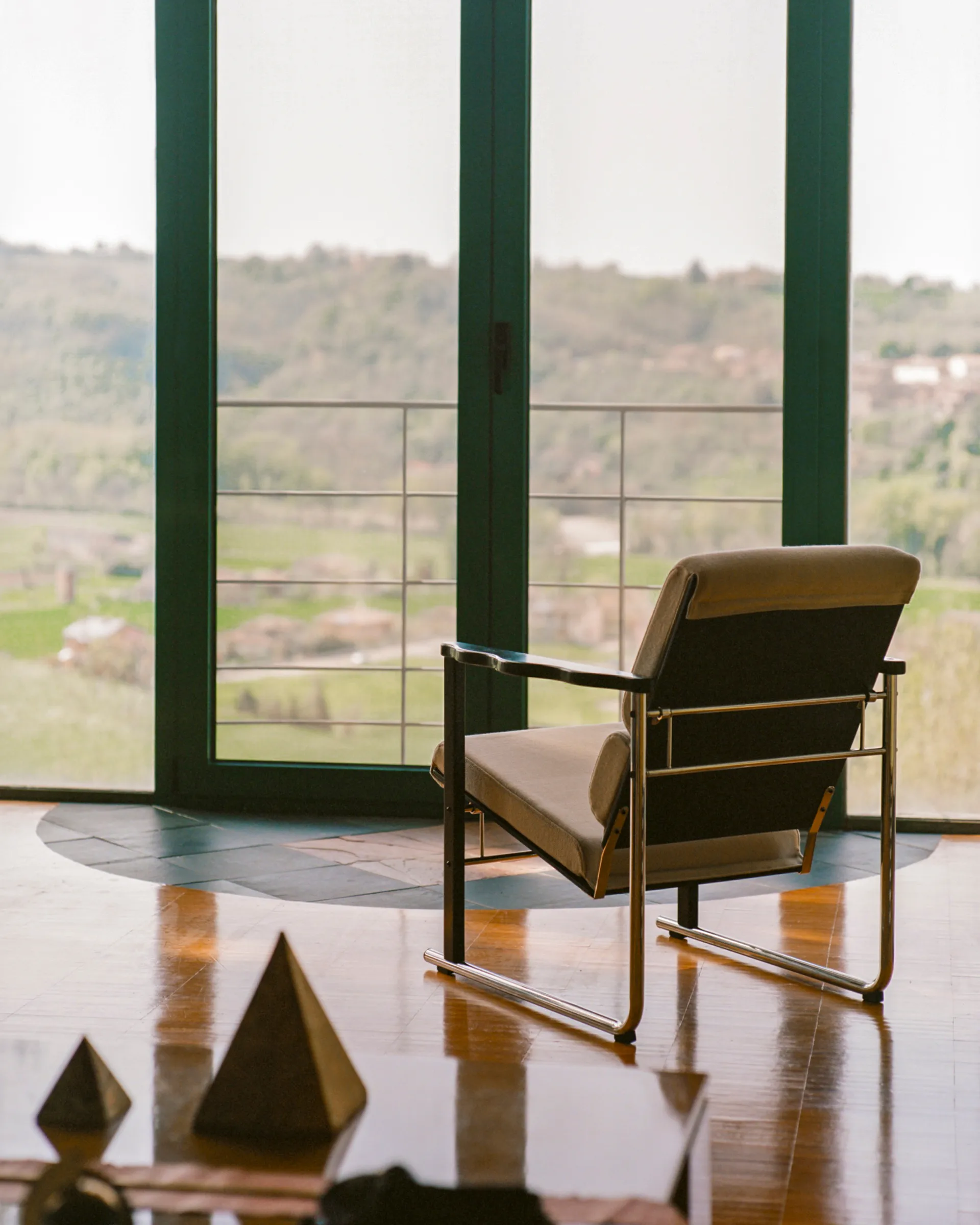 Experiment 501 loungelenestol, Green-ultramarine Hem